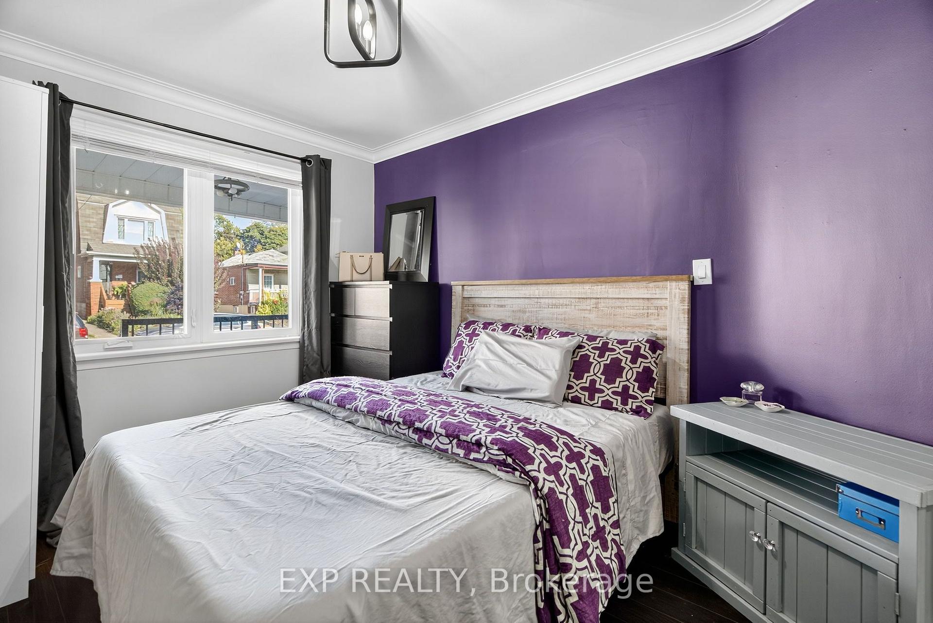 Photo 6 of 358 McRoberts Avenue, Toronto, Caledonia-Fairbank — HOMEH