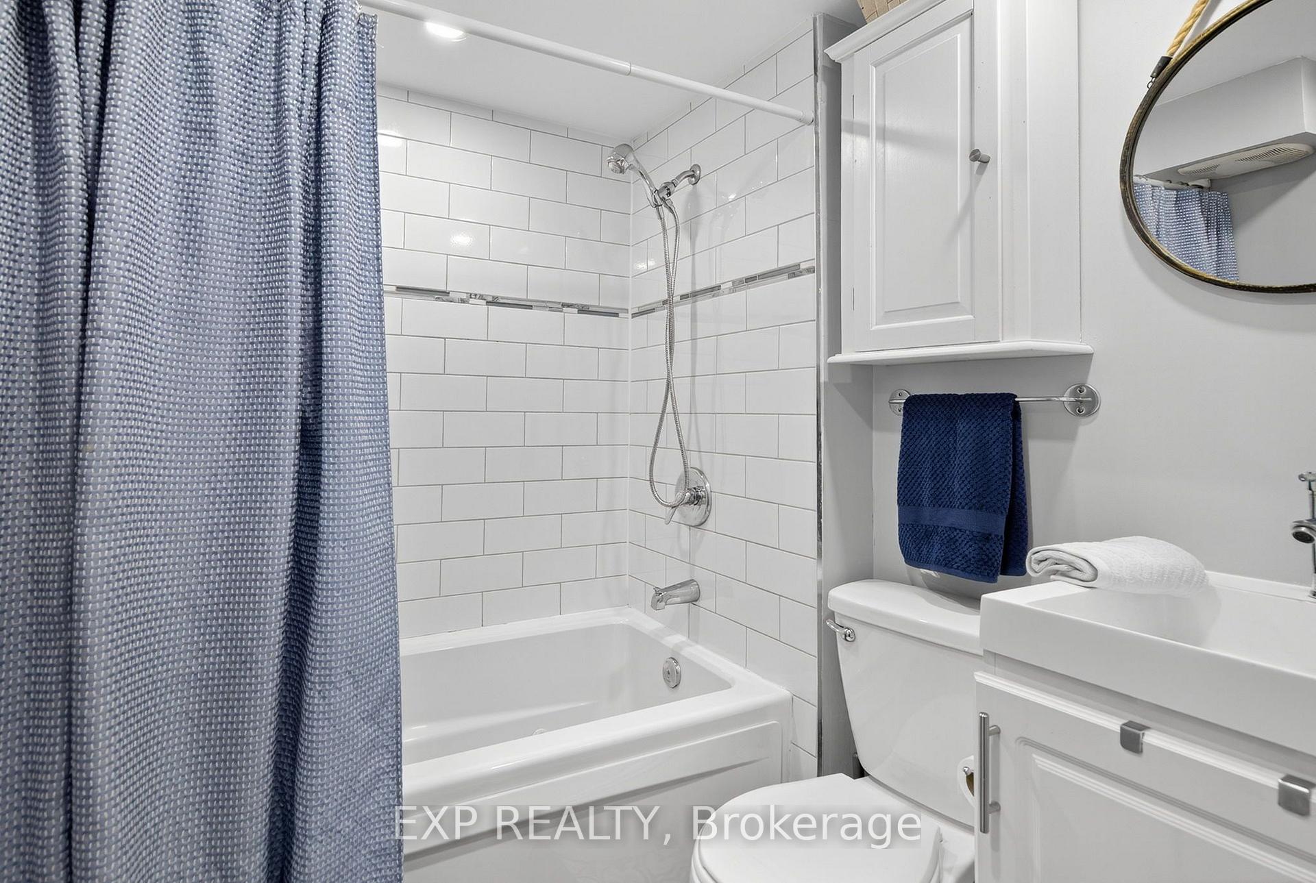 Photo 7 of 358 McRoberts Avenue, Toronto, Caledonia-Fairbank — HOMEH