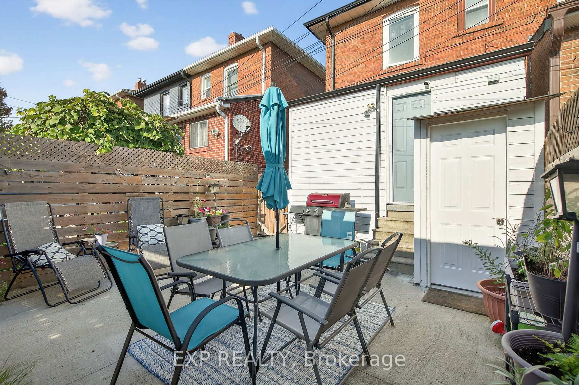 Photo 17 of 358 McRoberts Avenue, Toronto, Caledonia-Fairbank — HOMEH