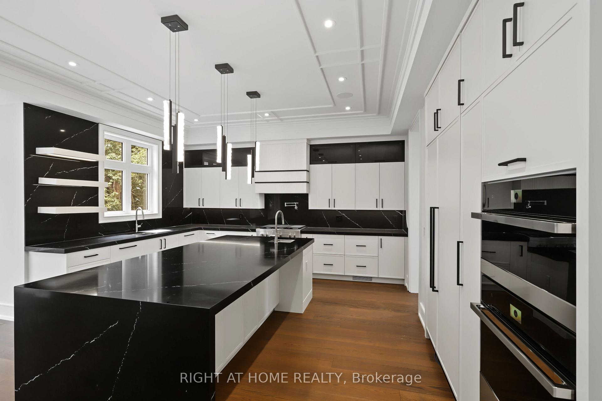 Photo 14 of 73 Harding Boulevard, Richmond Hill, Harding — HOMEH