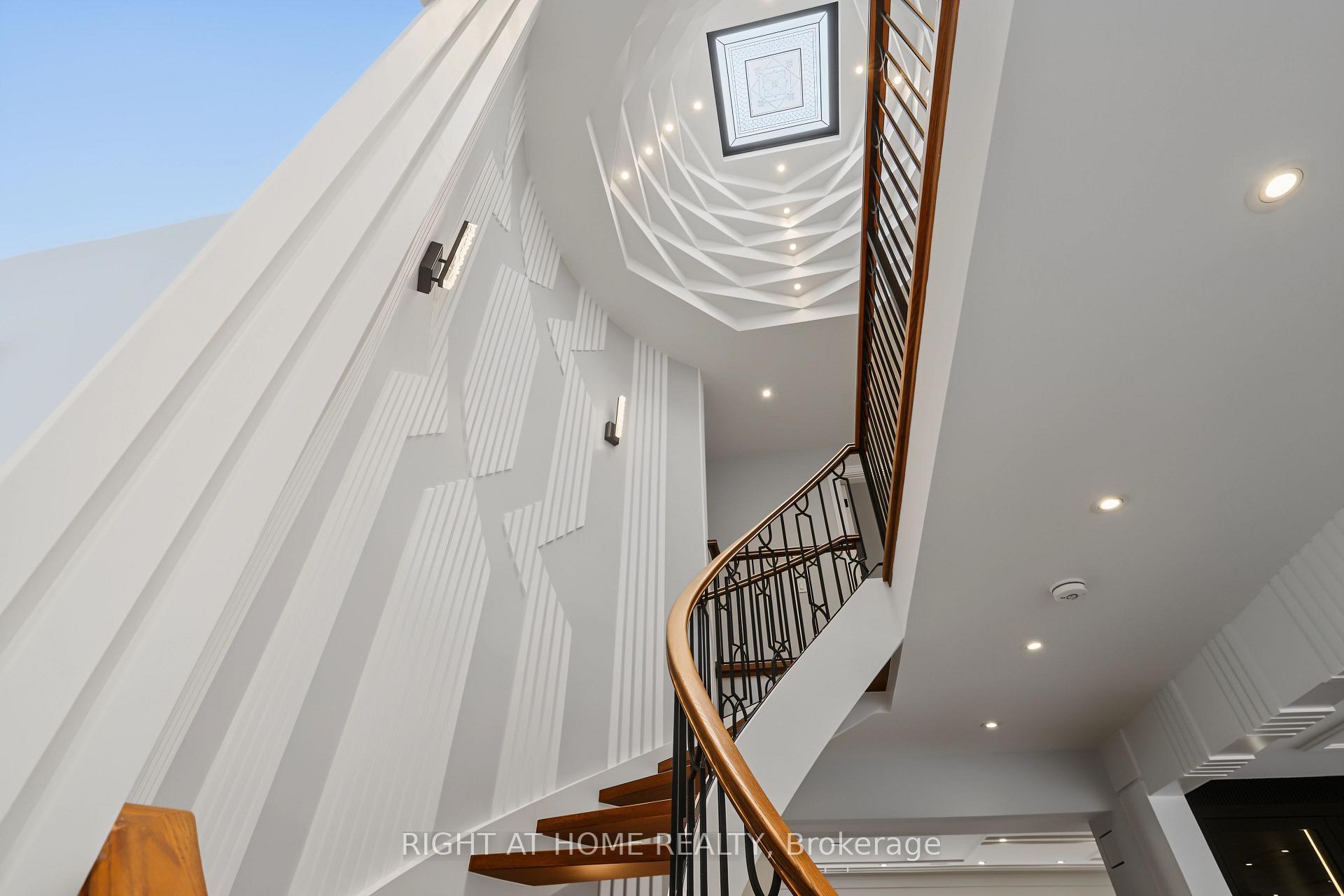 Photo 20 of 73 Harding Boulevard, Richmond Hill, Harding — HOMEH