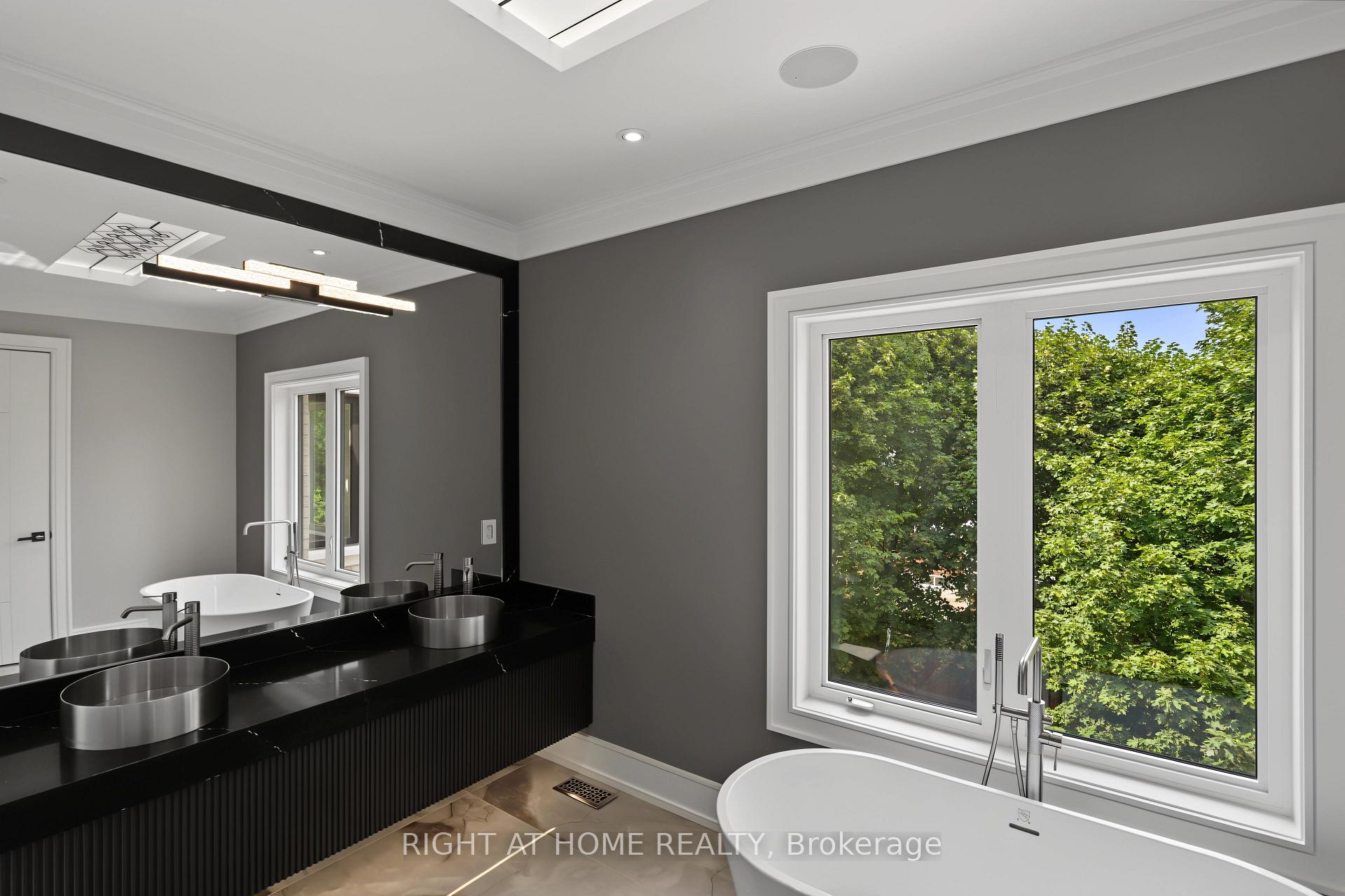 Photo 37 of 73 Harding Boulevard, Richmond Hill, Harding — HOMEH