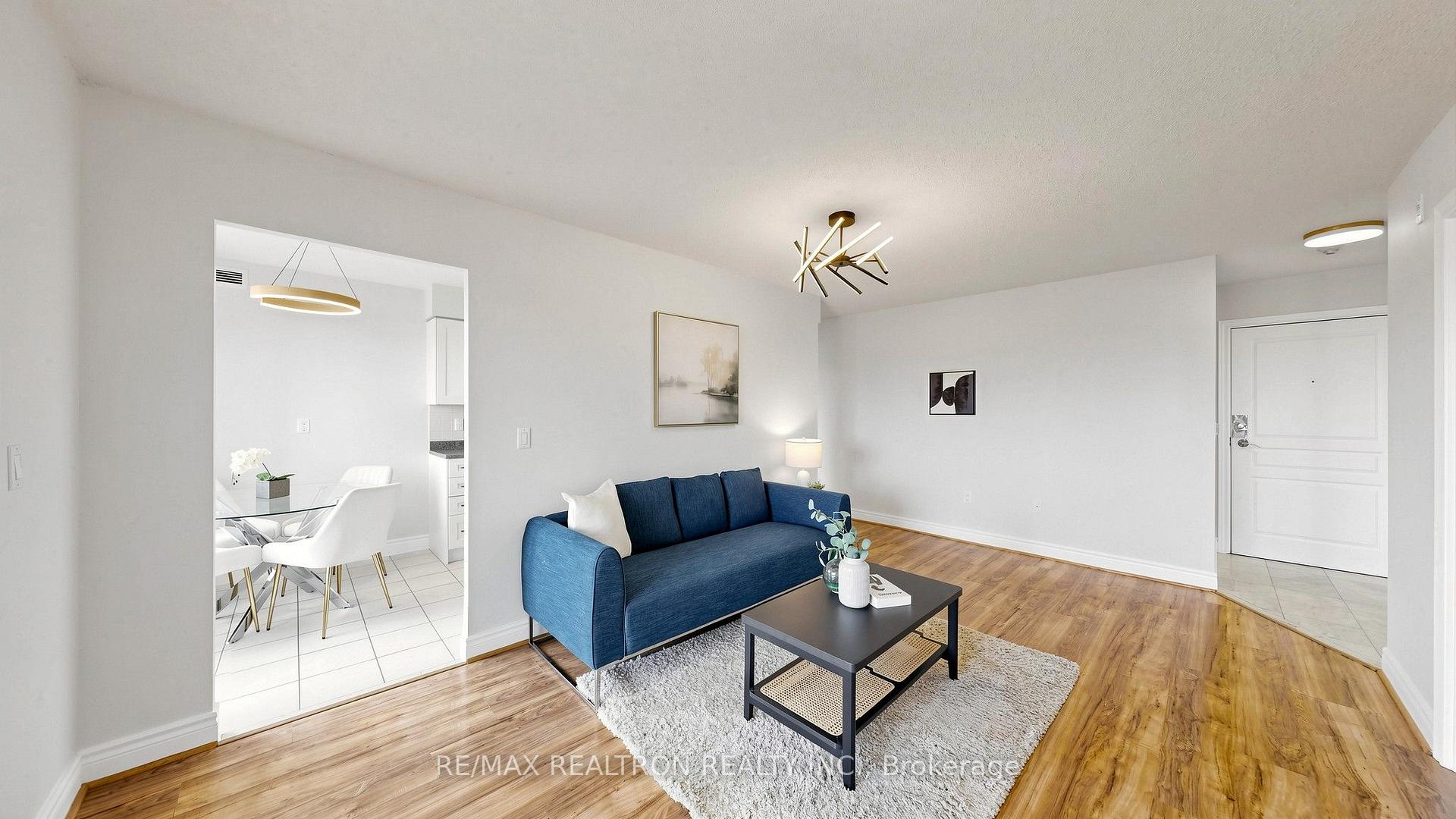 Photo 4 of Unit 608, 1 Hycrest Avenue, North York, Willowdale East — HOMEH