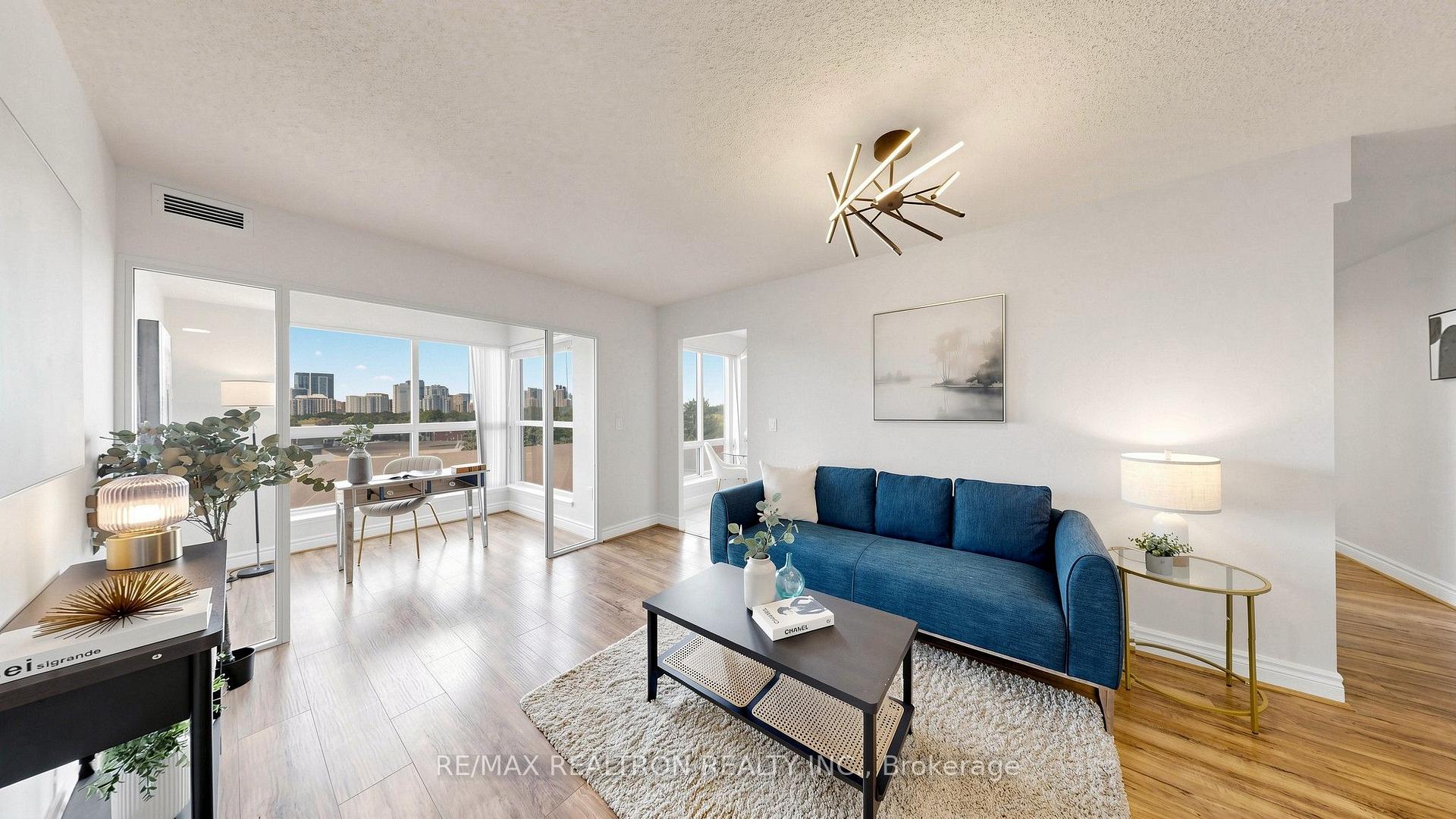Photo 5 of Unit 608, 1 Hycrest Avenue, North York, Willowdale East — HOMEH