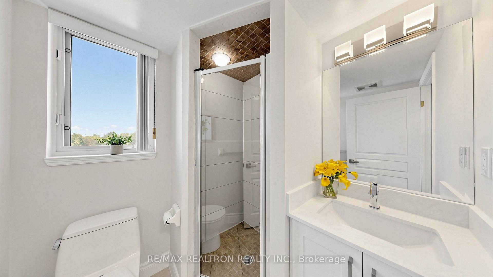 Photo 18 of Unit 608, 1 Hycrest Avenue, North York, Willowdale East — HOMEH