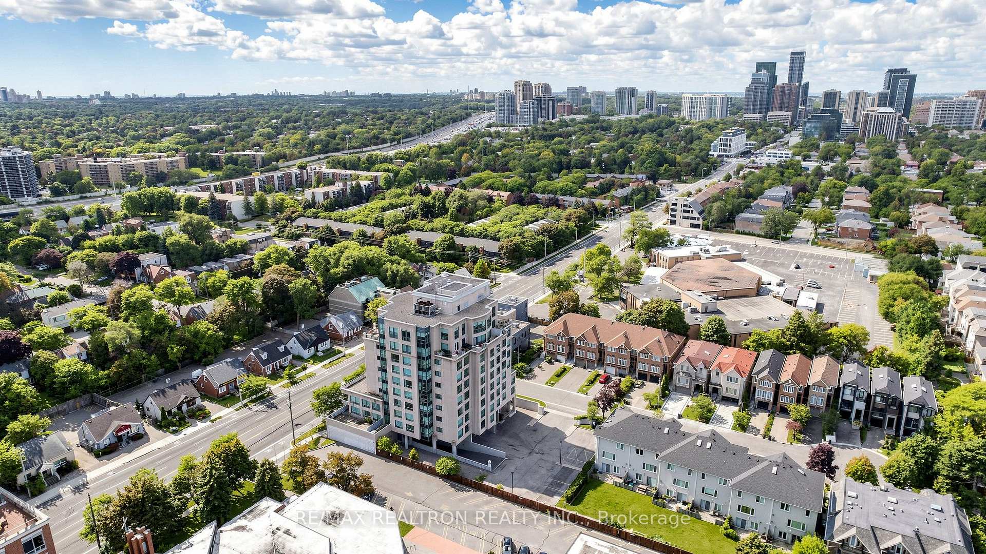Photo 23 of Unit 608, 1 Hycrest Avenue, North York, Willowdale East — HOMEH