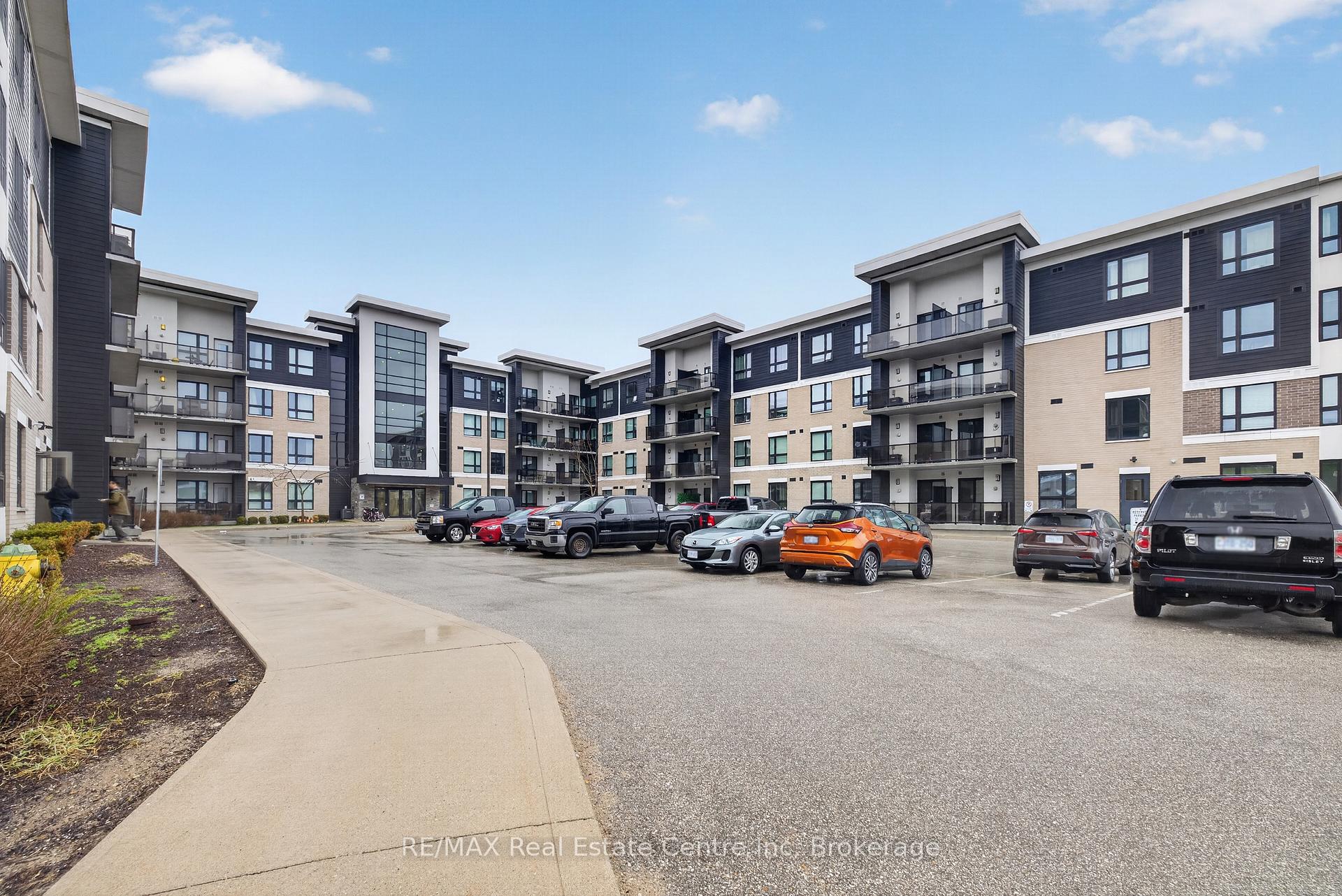 Photo 3 of Unit 113, 1284 Gordon Street, Guelph, Kortright East — HOMEH