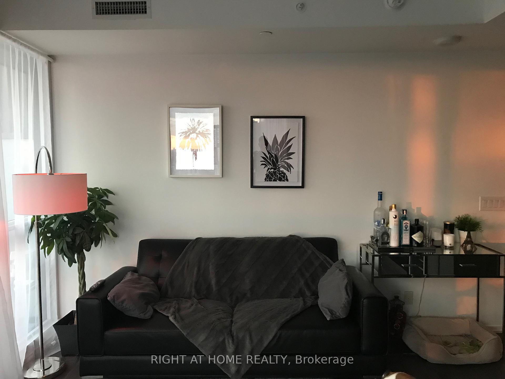 Photo 7 of Unit 3015, 70 Temperance Street, Toronto, Bay Street Corridor — HOMEH