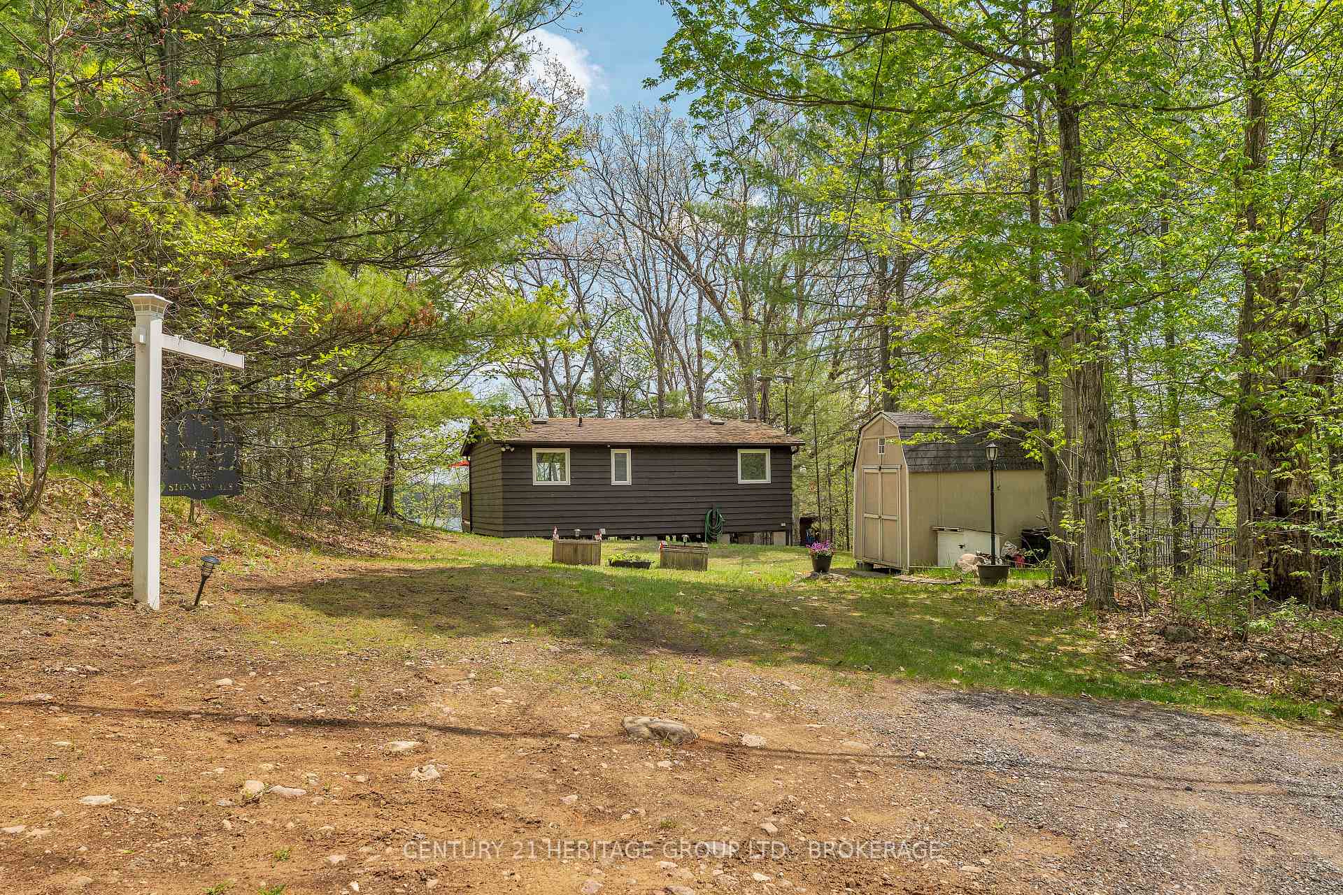 Photo 3 of 3 Acorn Lane, Frontenac, Frontenac South — HOMEH