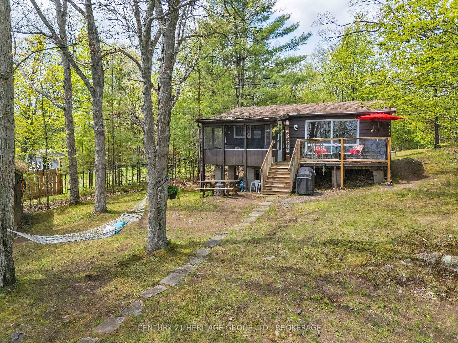 Photo 6 of 3 Acorn Lane, Frontenac, Frontenac South — HOMEH