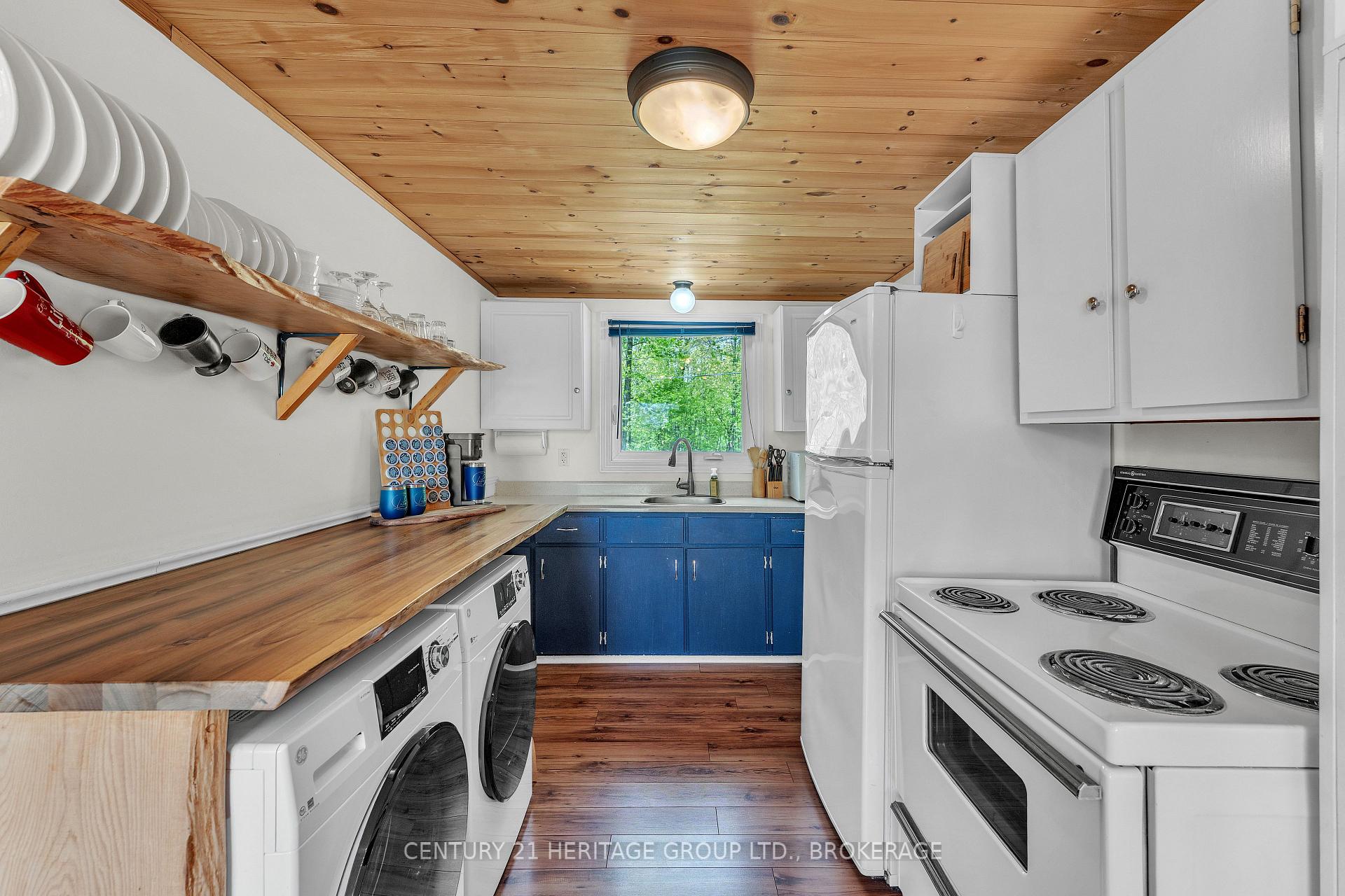 Photo 17 of 3 Acorn Lane, Frontenac, Frontenac South — HOMEH