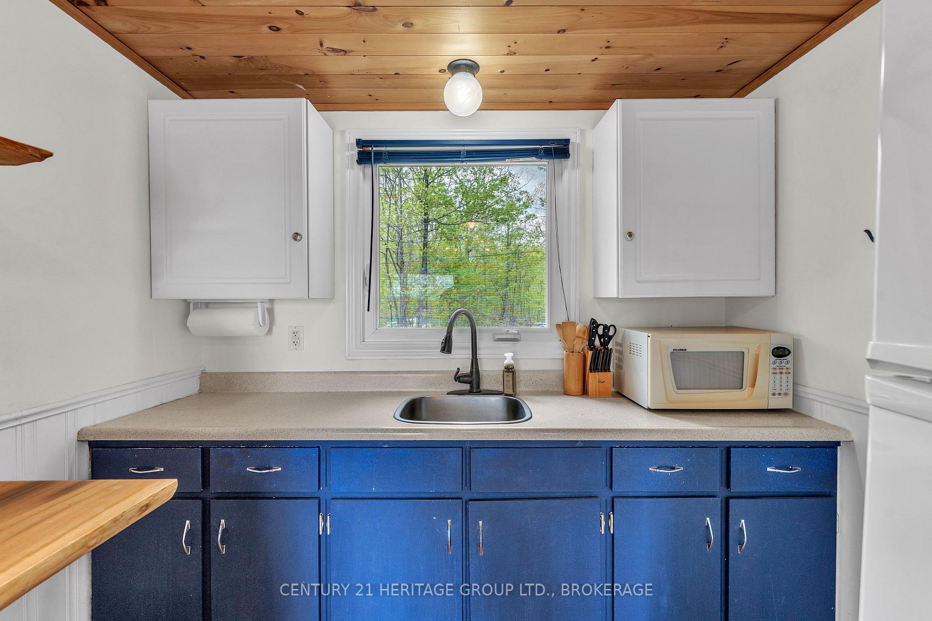 Photo 19 of 3 Acorn Lane, Frontenac, Frontenac South — HOMEH
