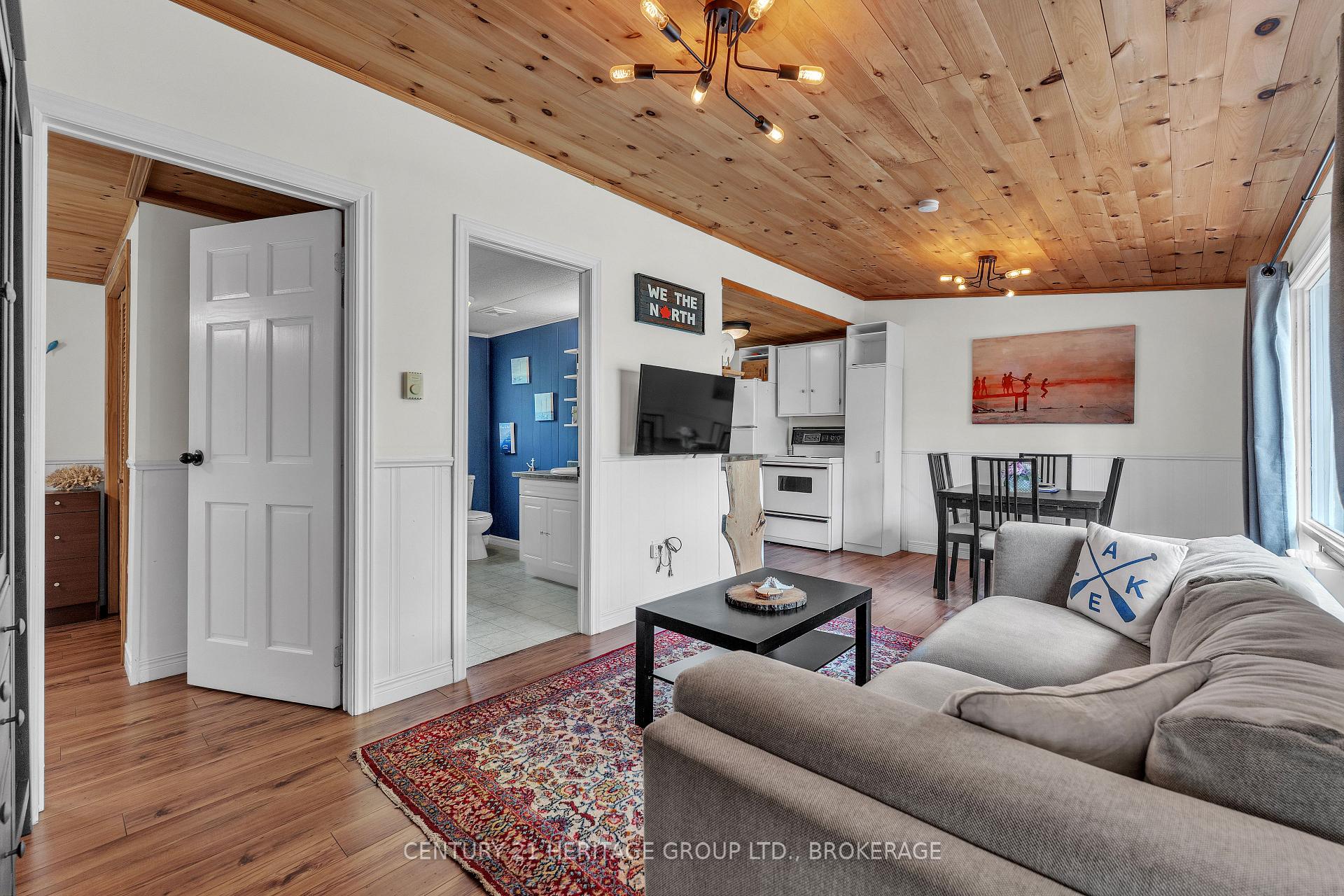 Photo 24 of 3 Acorn Lane, Frontenac, Frontenac South — HOMEH