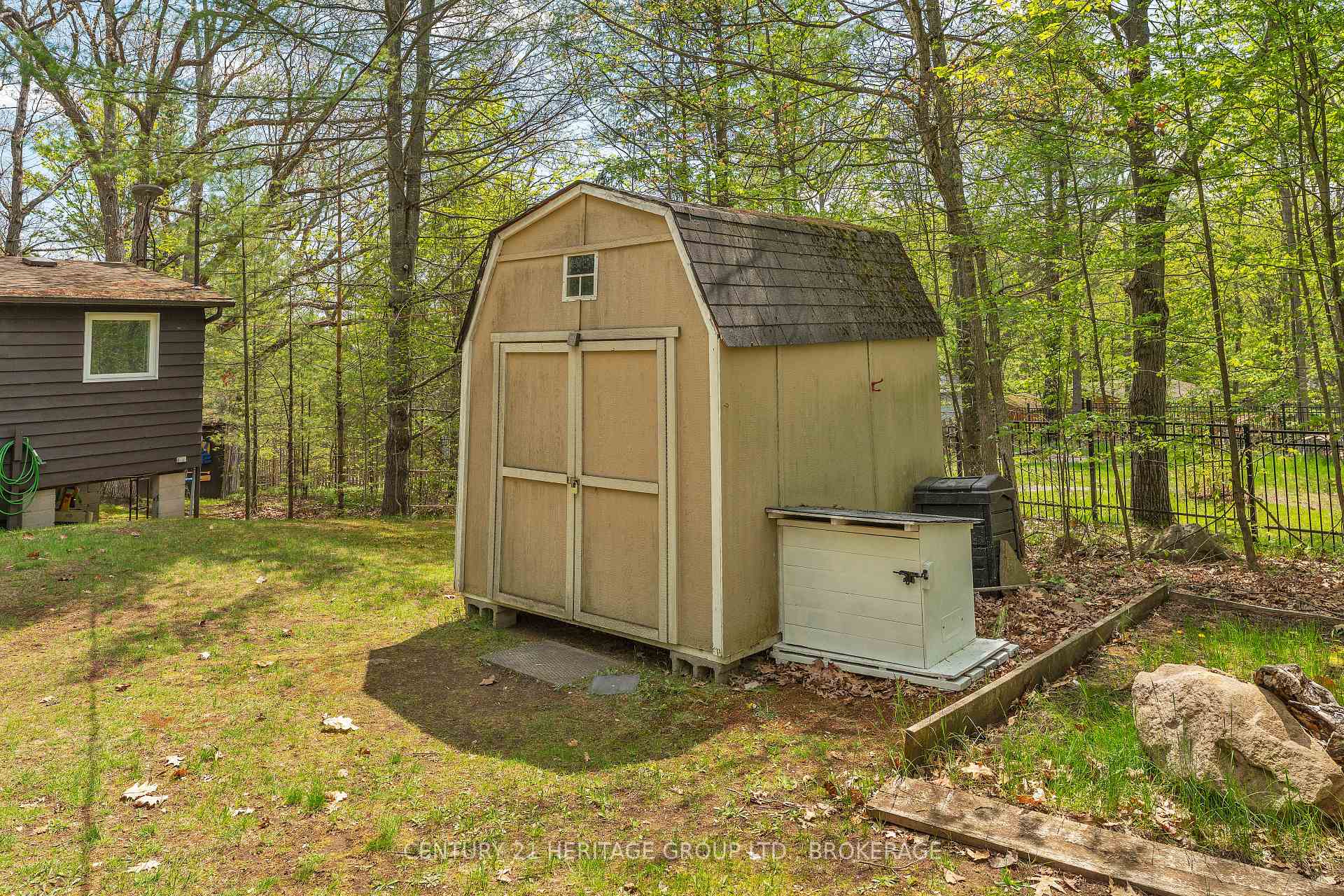 Photo 31 of 3 Acorn Lane, Frontenac, Frontenac South — HOMEH