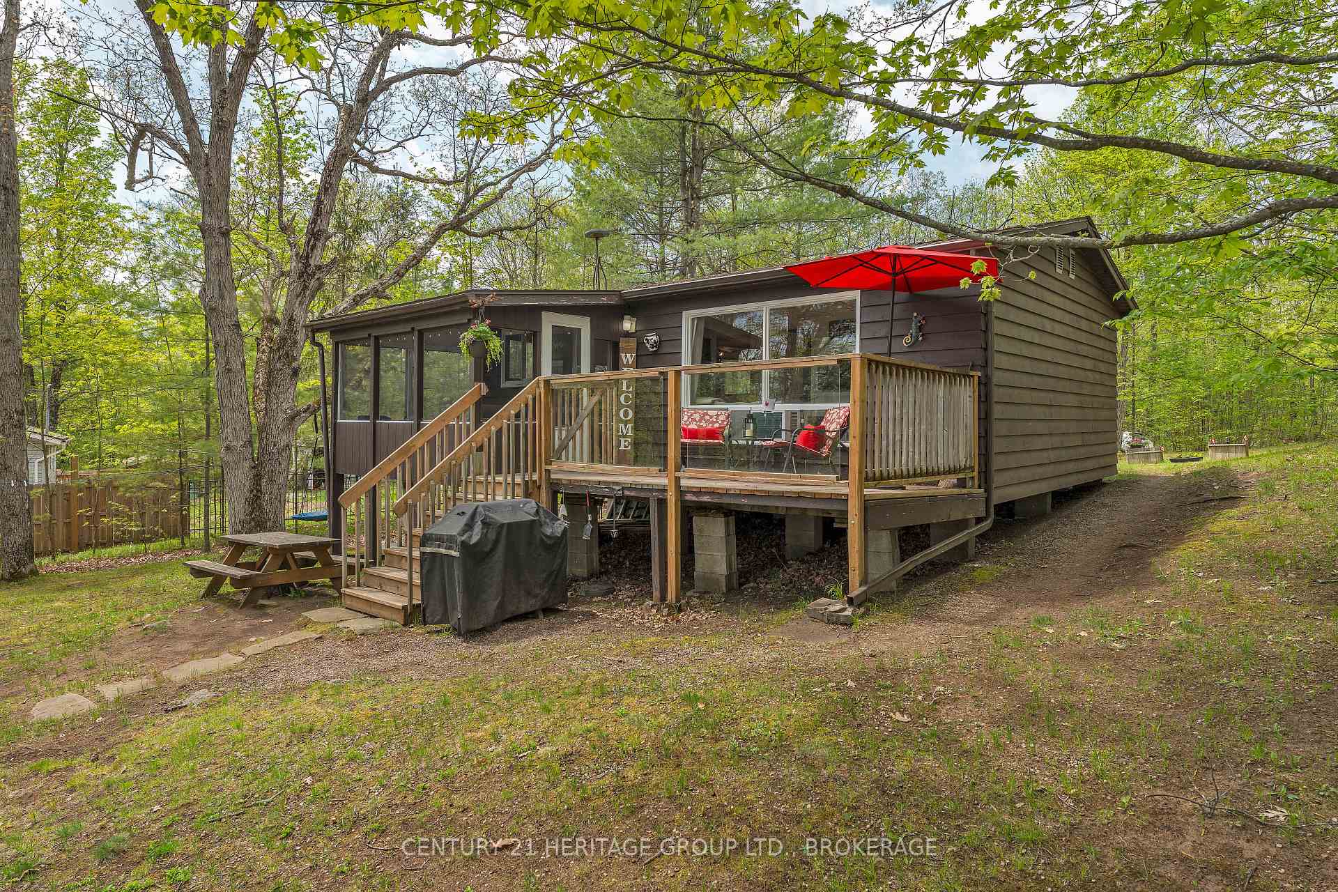 Photo 37 of 3 Acorn Lane, Frontenac, Frontenac South — HOMEH