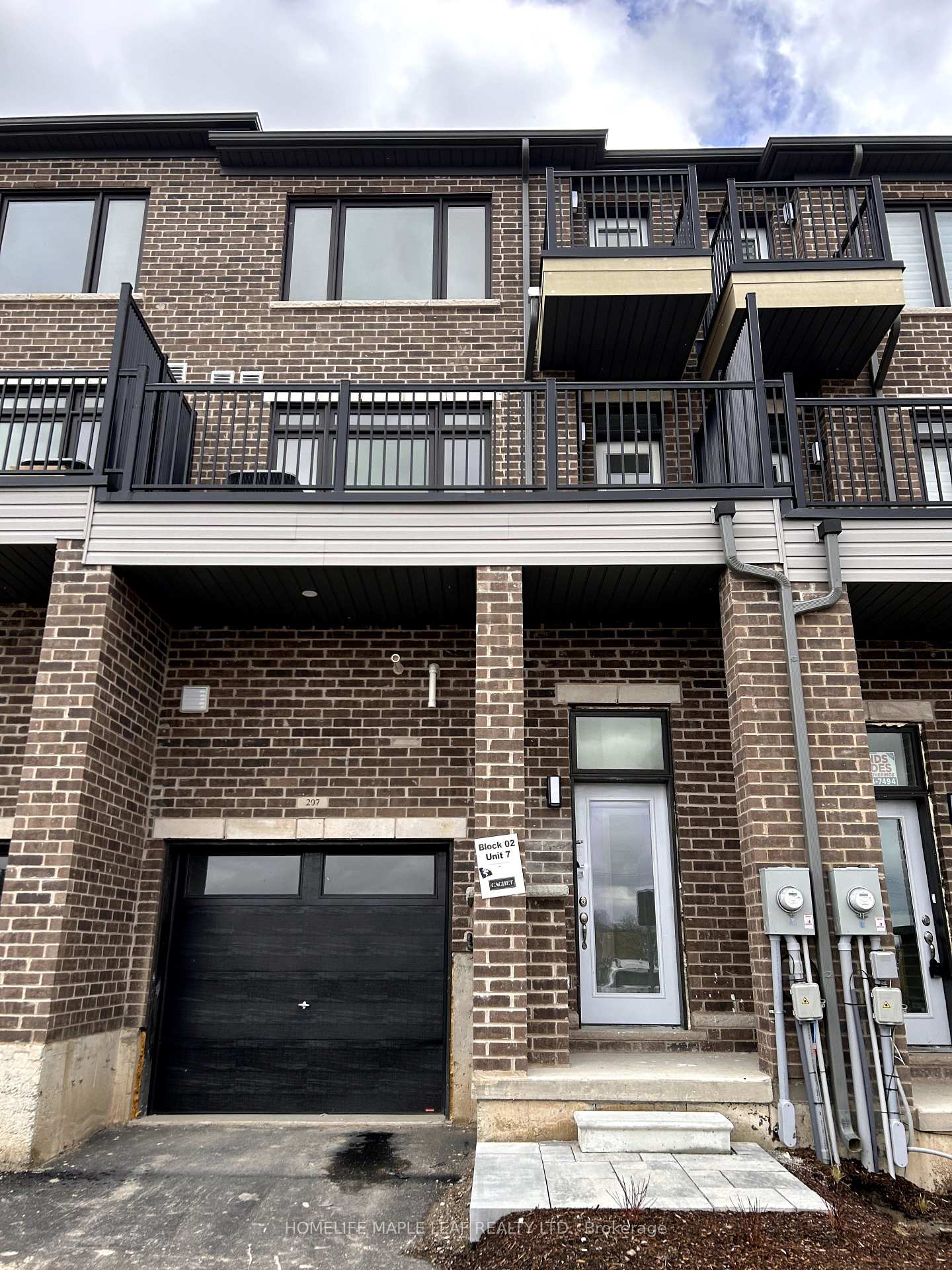 Photo of Unit 207, 585 Colborne Street