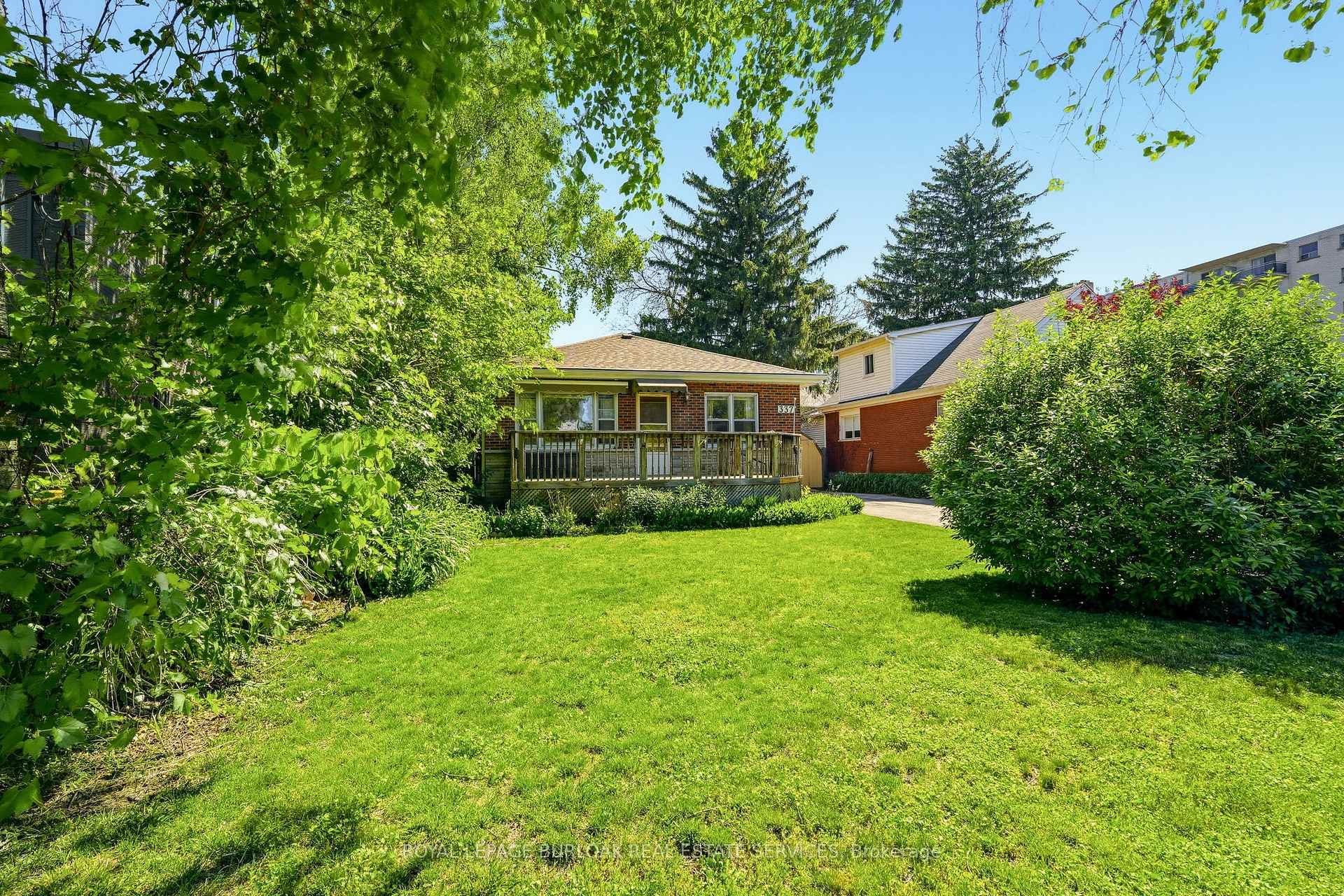 Photo 1 of 337 St. Paul Street, Burlington, Brant — HOMEH