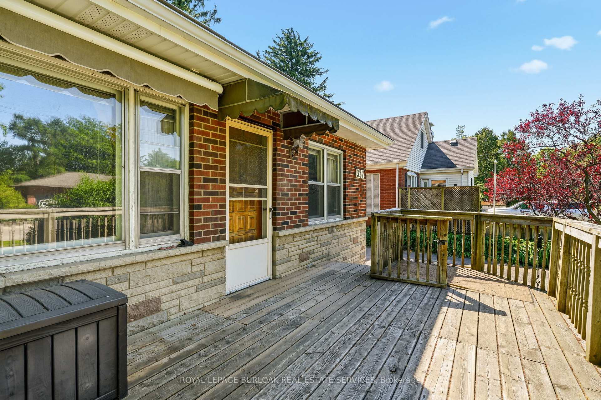 Photo 6 of 337 St. Paul Street, Burlington, Brant — HOMEH