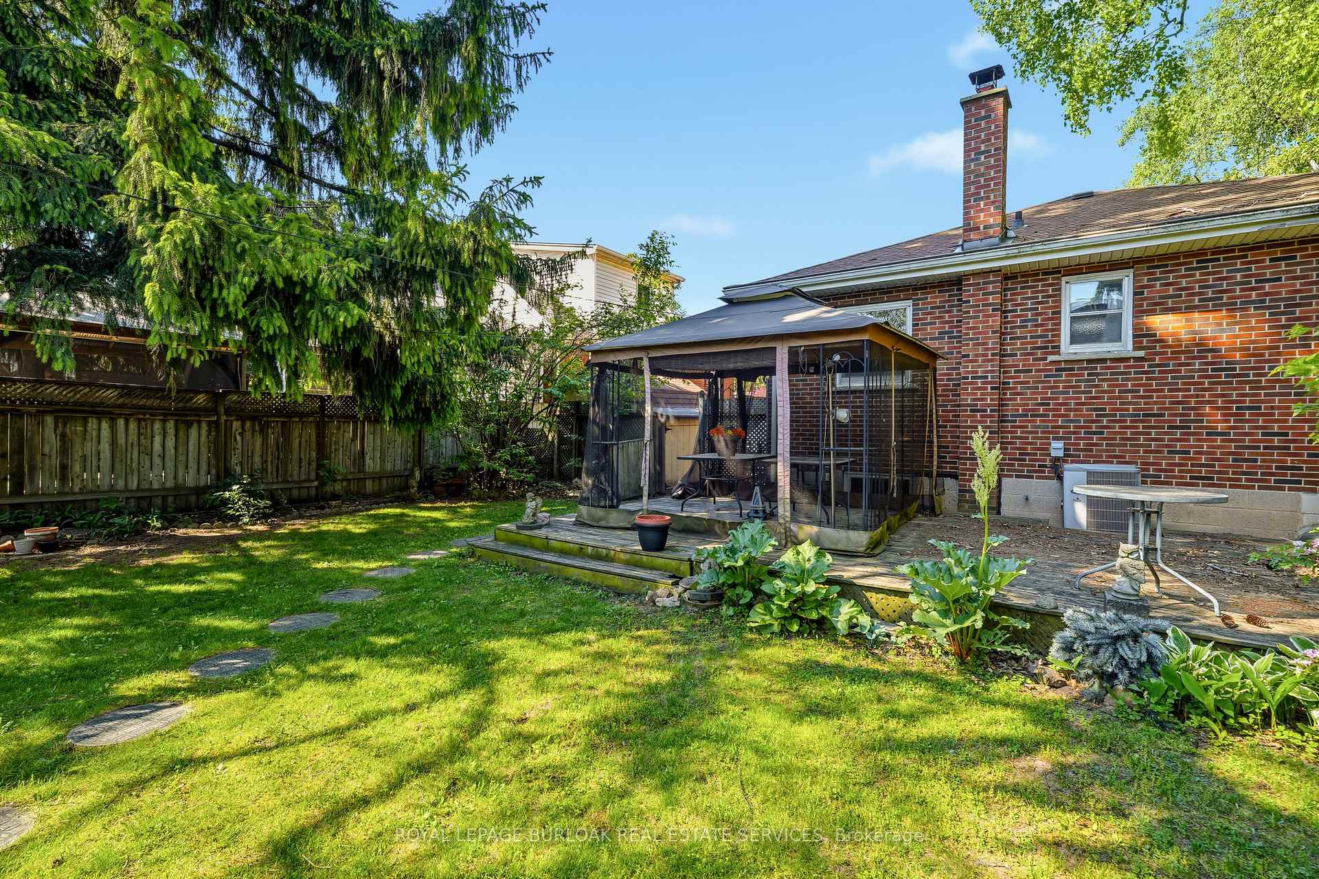 Photo 31 of 337 St. Paul Street, Burlington, Brant — HOMEH