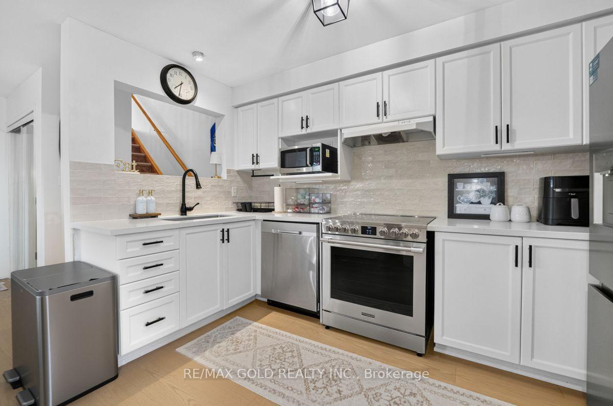 Photo 13 of 1110 Davis Lane, Milton, Dempsey — HOMEH
