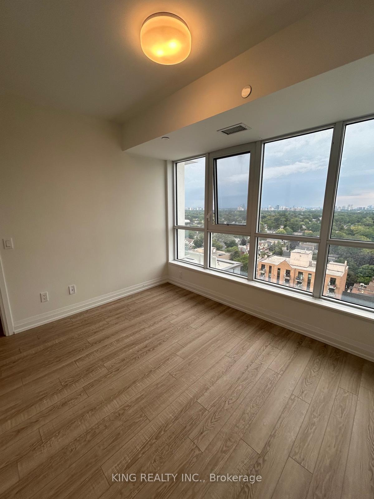 Photo 4 of Unit 1402, 286 main Street, Toronto, East End-Danforth — HOMEH