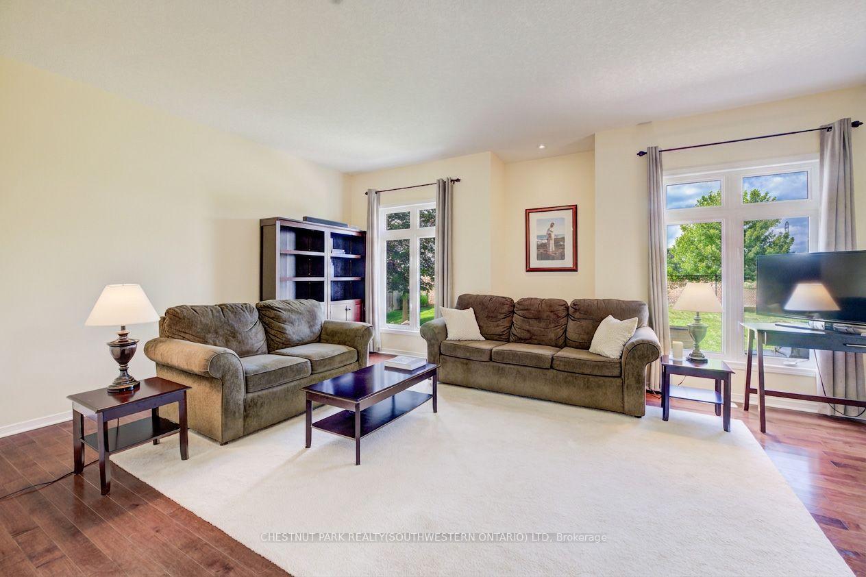 Photo 10 of 64 Kropf Drive, Wilmot, Baden — HOMEH