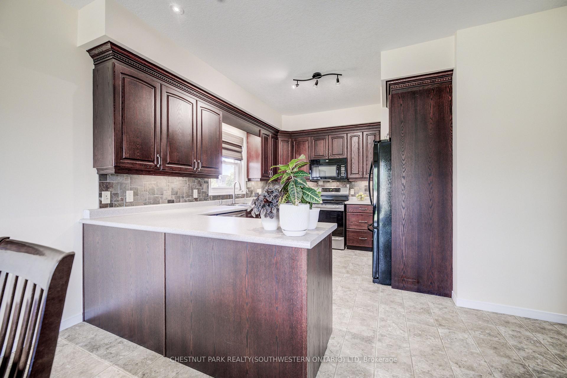 Photo 12 of 64 Kropf Drive, Wilmot, Baden — HOMEH