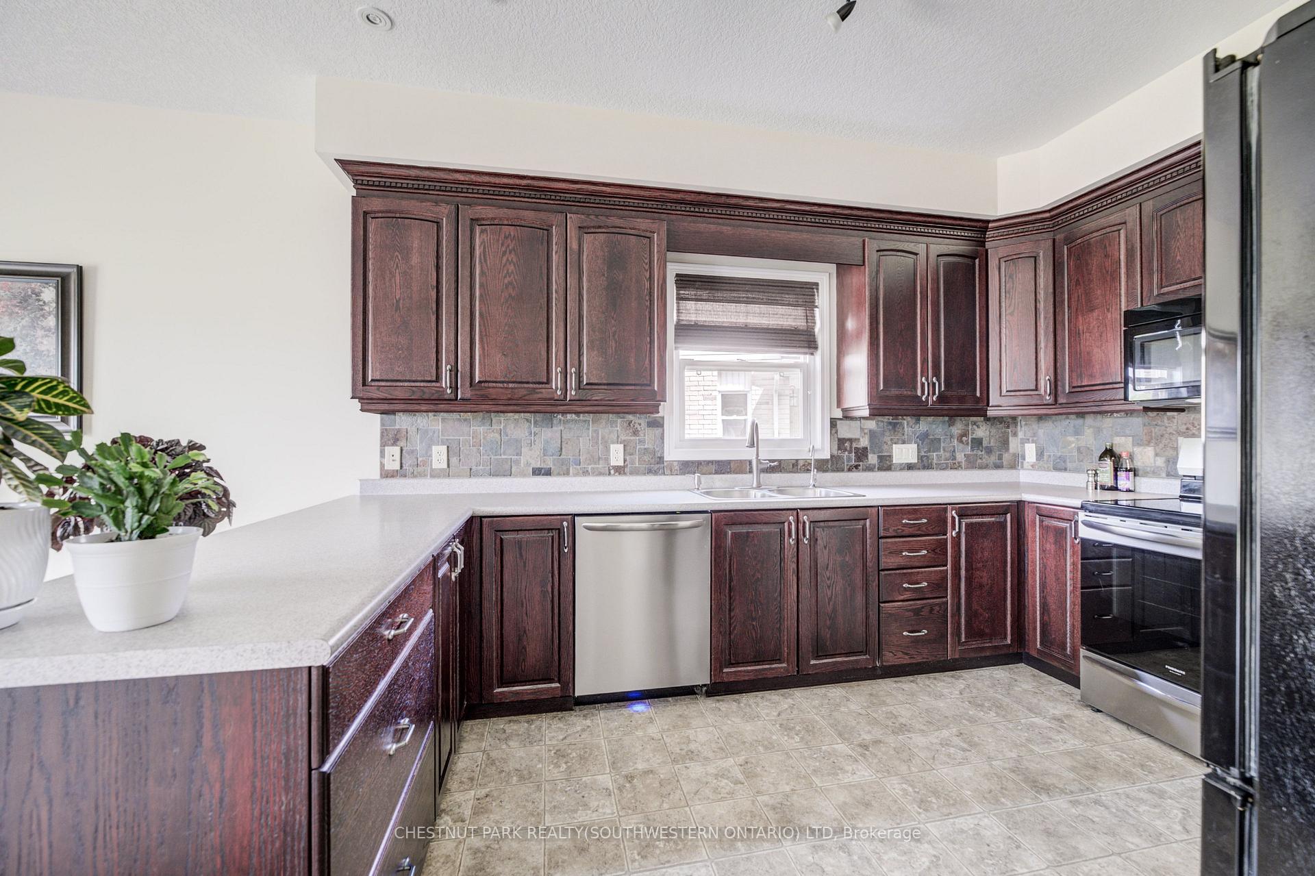 Photo 17 of 64 Kropf Drive, Wilmot, Baden — HOMEH