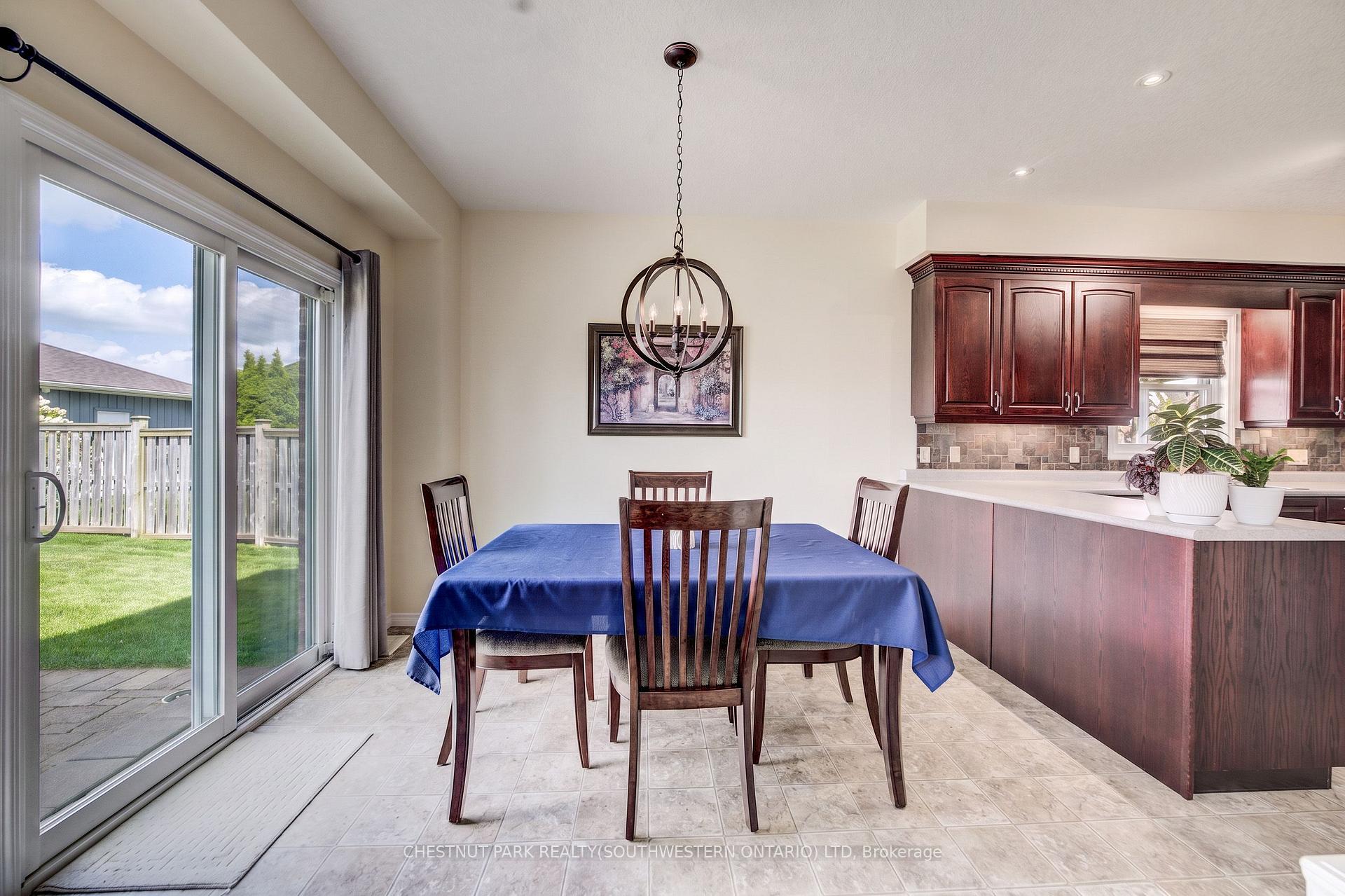 Photo 18 of 64 Kropf Drive, Wilmot, Baden — HOMEH