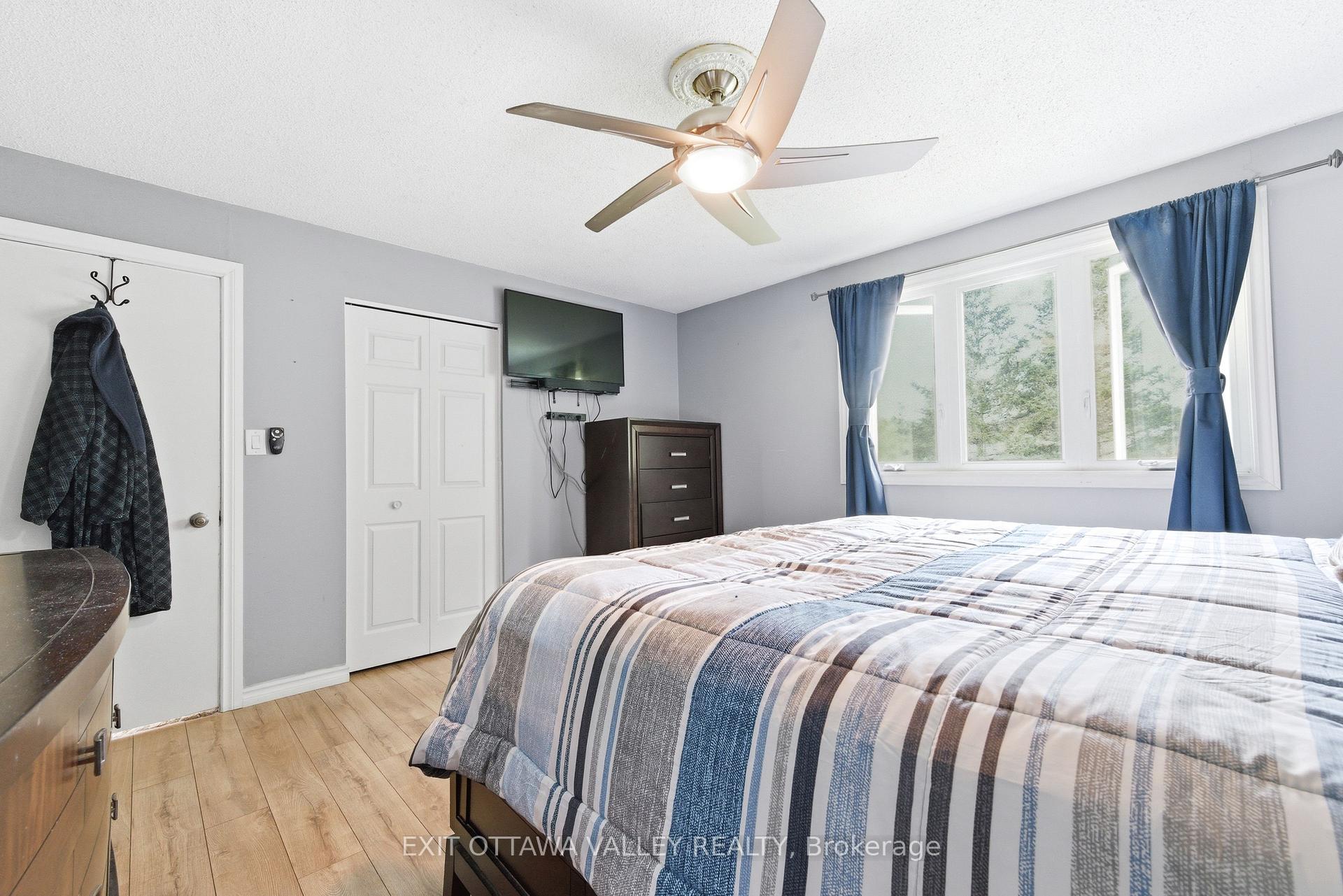 Photo 17 of 13 Tamarack Street, Deep River, Deep River — HOMEH