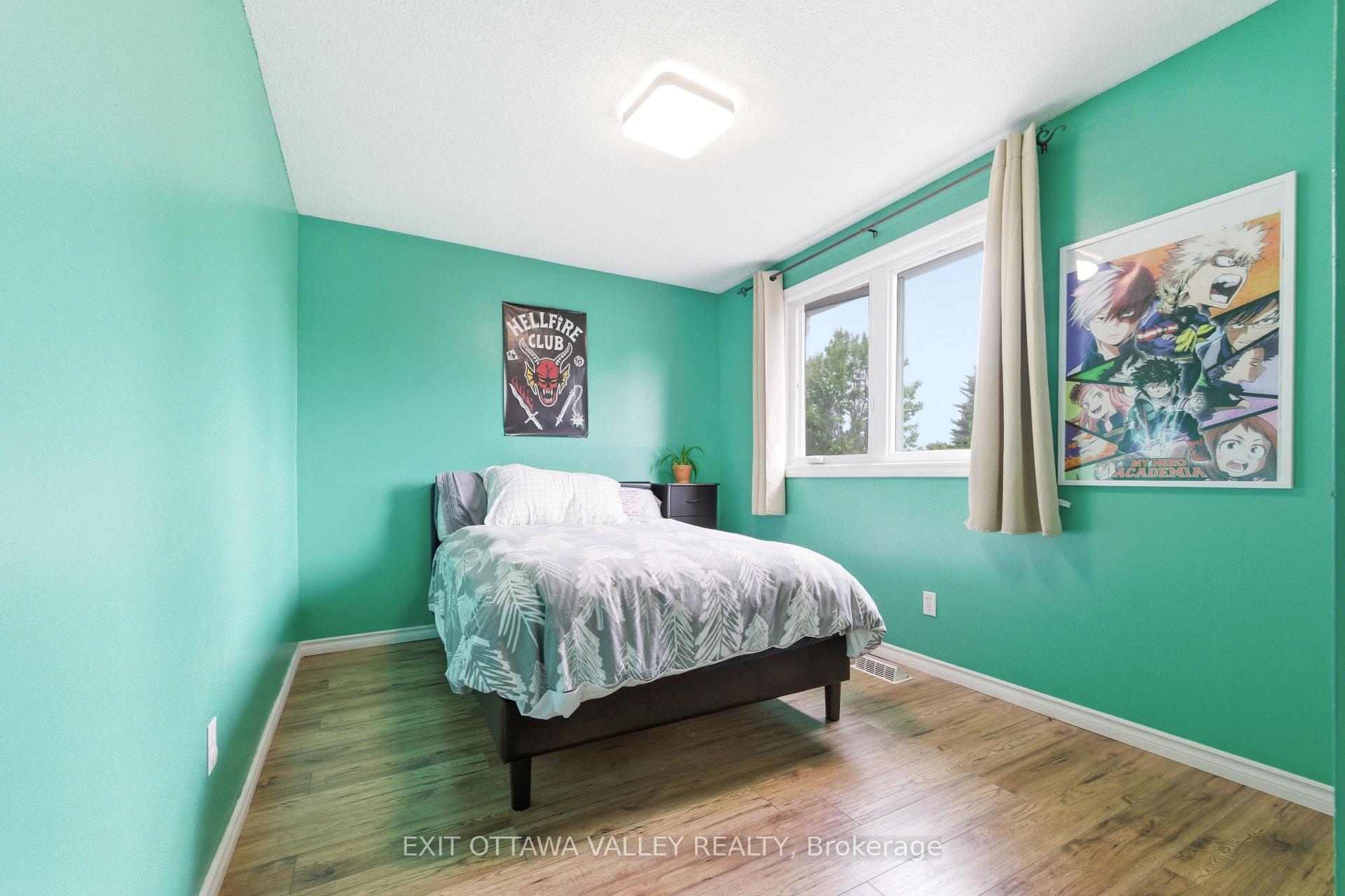 Photo 20 of 13 Tamarack Street, Deep River, Deep River — HOMEH