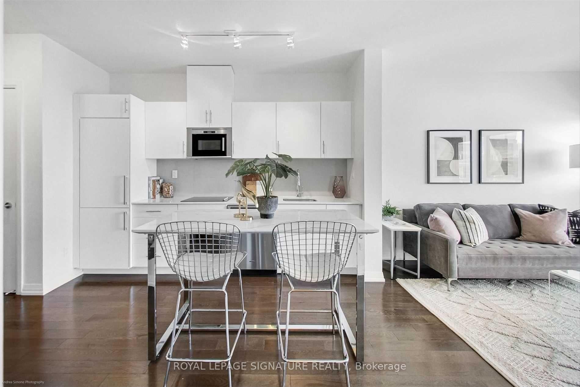 Photo 2 of Unit 2210, 460 Adelaide Street E, Toronto, Moss Park — HOMEH