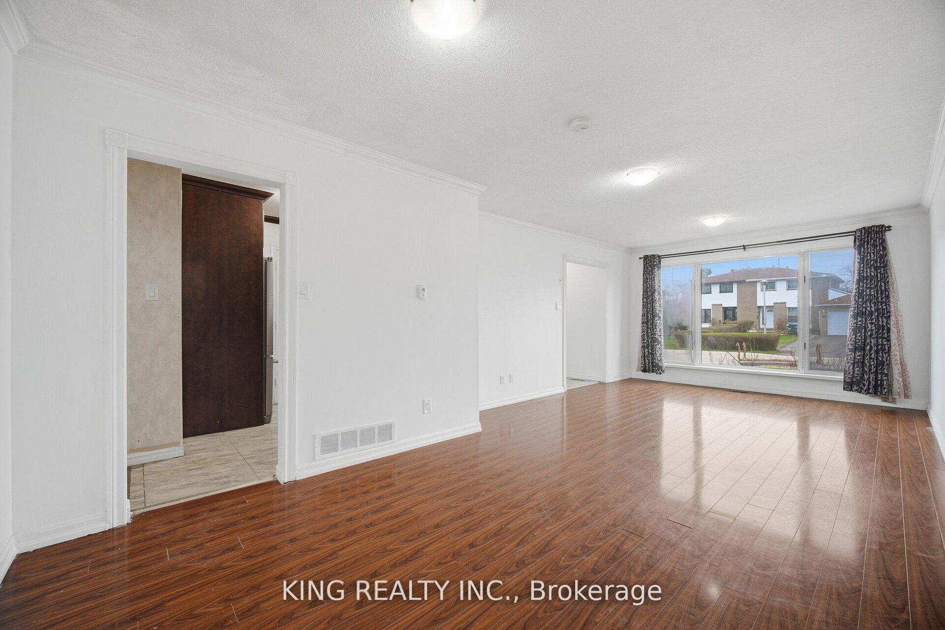 Photo 9 of 42 Flamingo Crescent, Brampton, Southgate — HOMEH