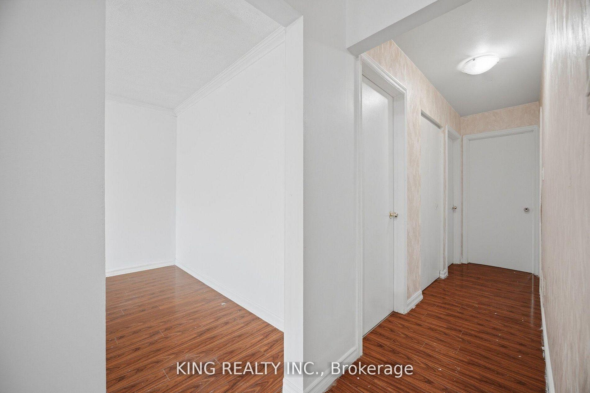 Photo 16 of 42 Flamingo Crescent, Brampton, Southgate — HOMEH