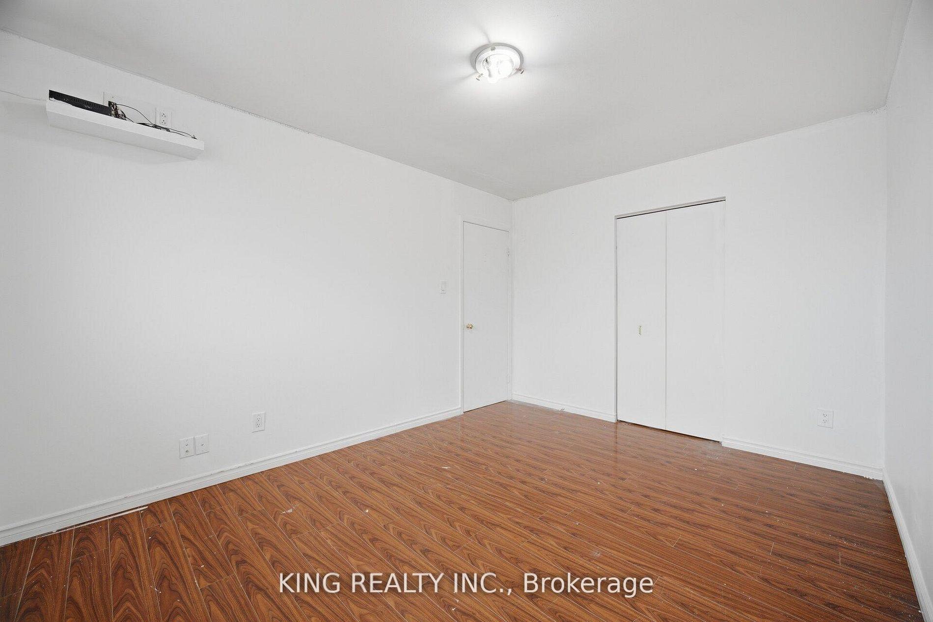 Photo 19 of 42 Flamingo Crescent, Brampton, Southgate — HOMEH