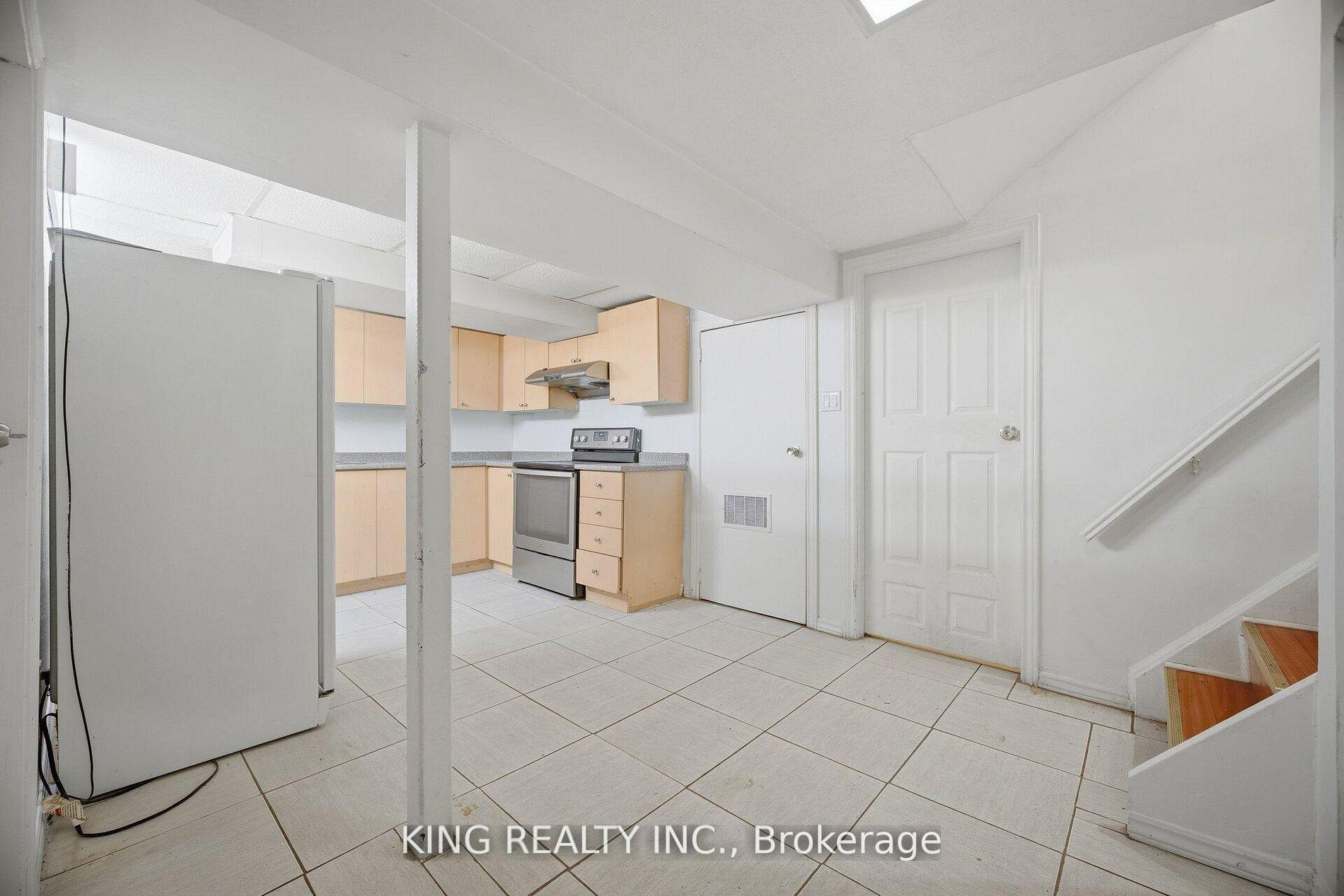 Photo 28 of 42 Flamingo Crescent, Brampton, Southgate — HOMEH