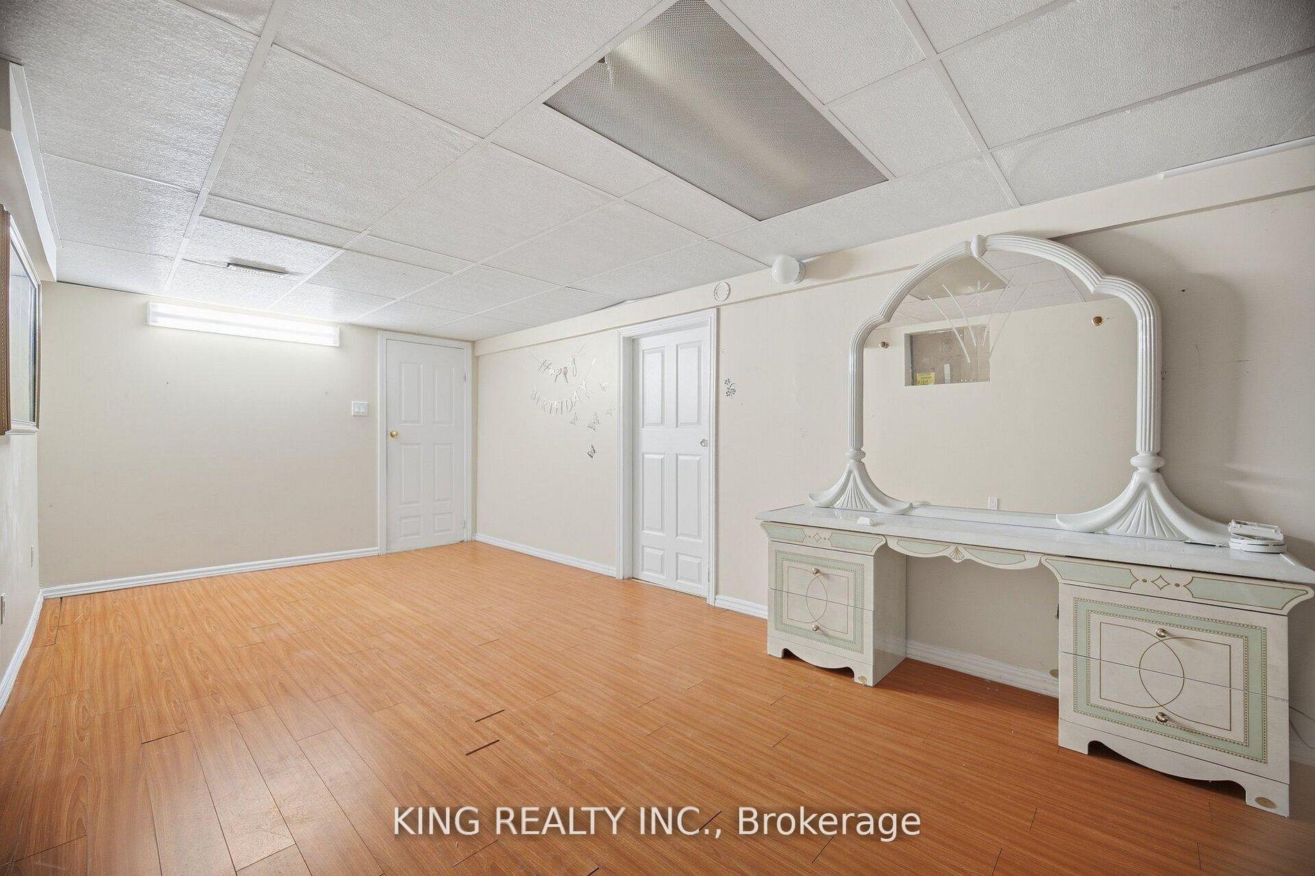 Photo 33 of 42 Flamingo Crescent, Brampton, Southgate — HOMEH