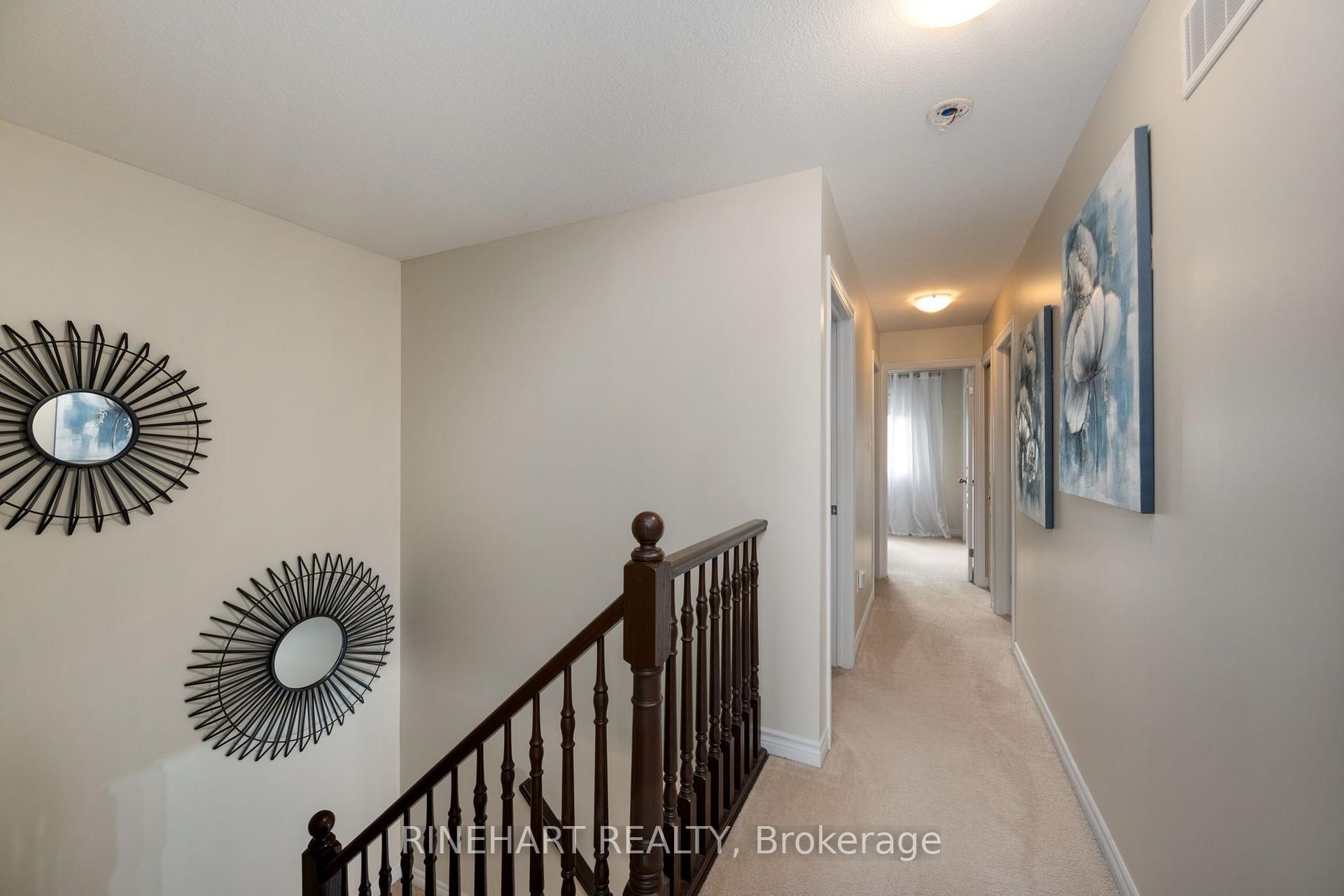 Photo 14 of 939 Silverfox Crescent, London, North S — HOMEH