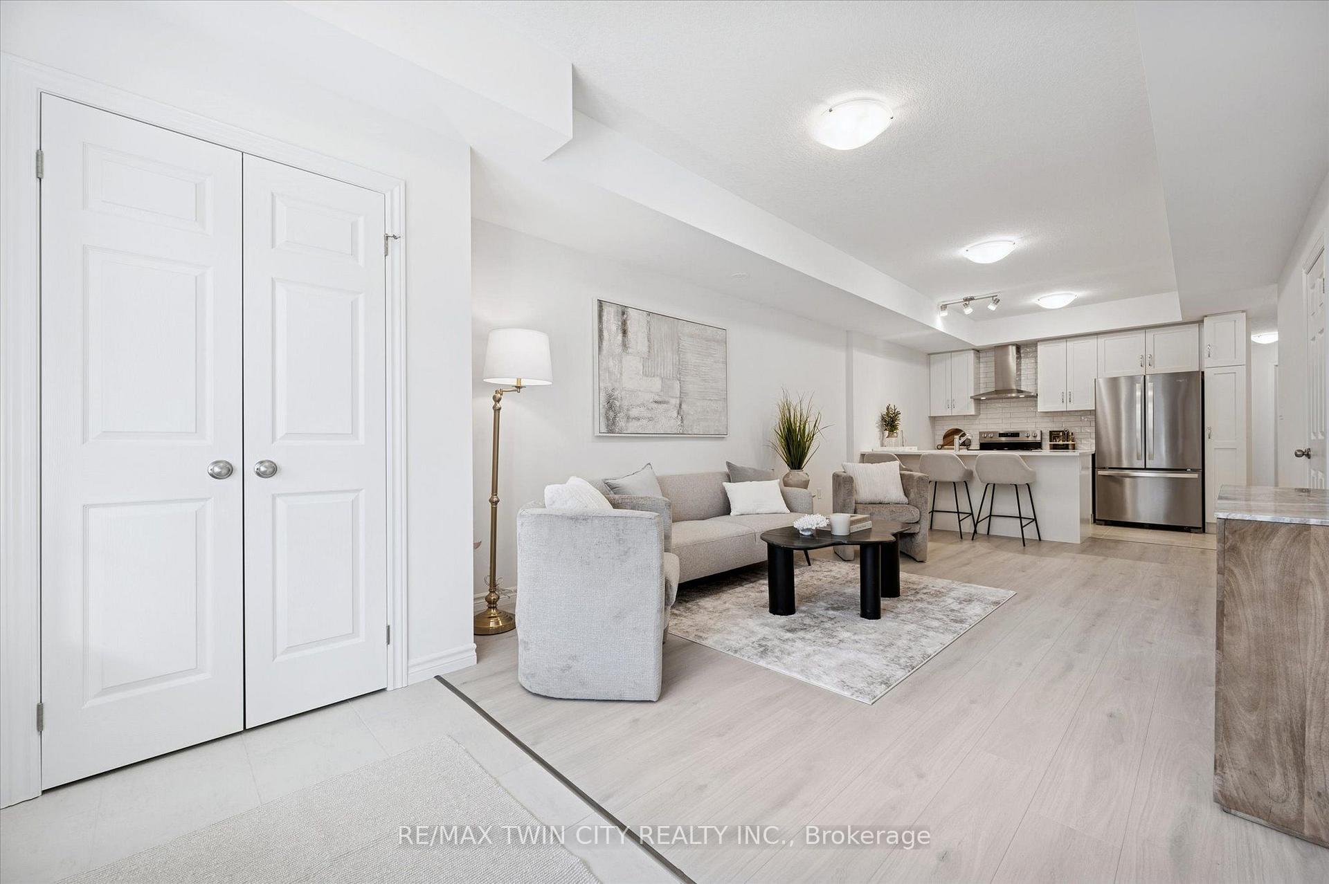 Photo 2 of 73 Lomond Lane, Kitchener, Cedar Hill — HOMEH