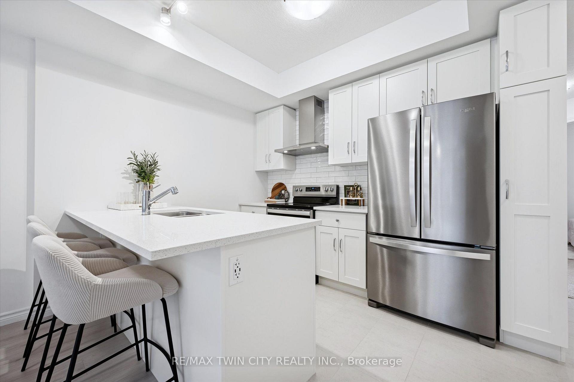 Photo 8 of 73 Lomond Lane, Kitchener, Cedar Hill — HOMEH