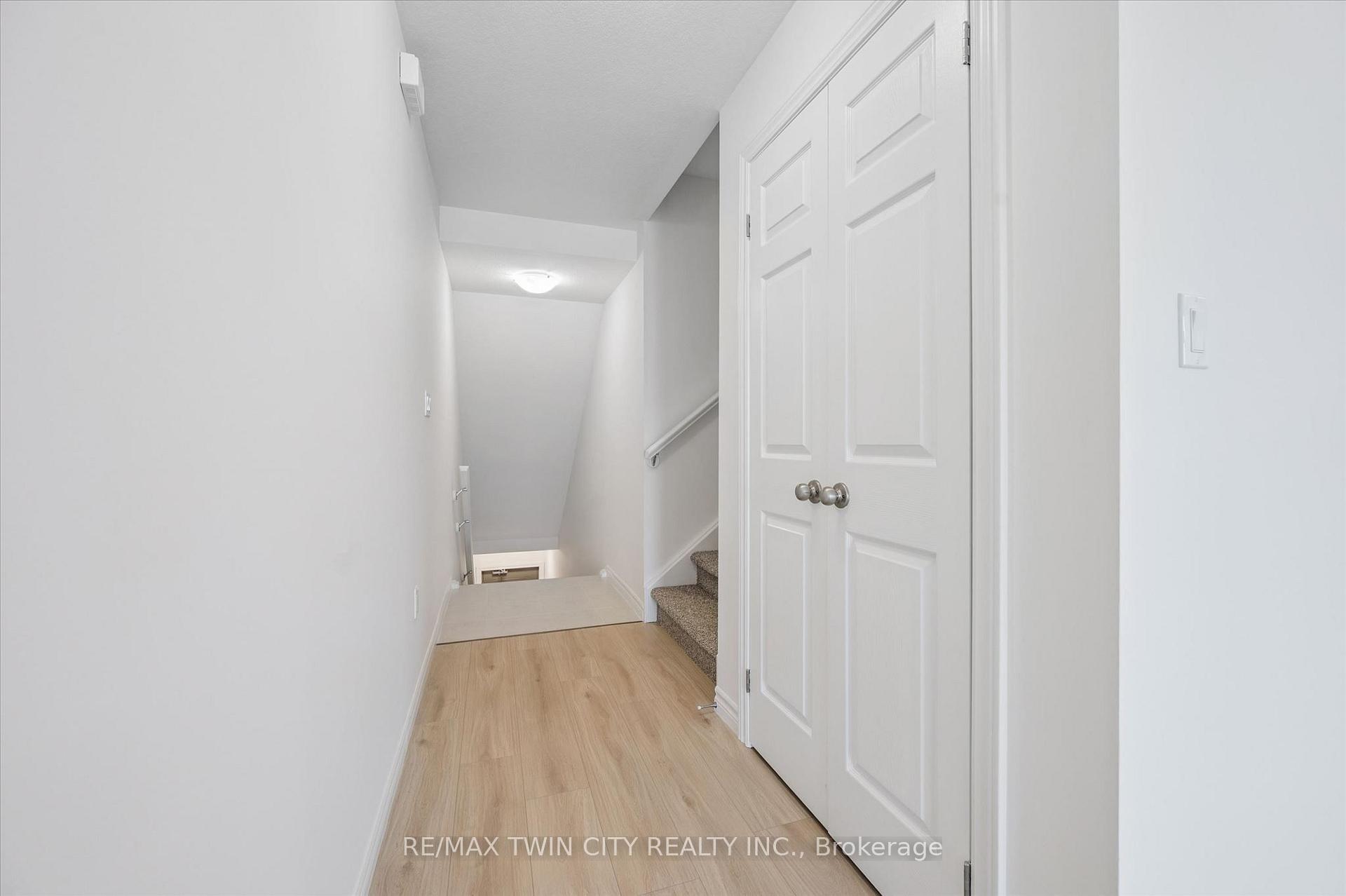 Photo 4 of 43 Lomond Lane, Kitchener, Pioneer Park/Doon/Wyldwoods — HOMEH