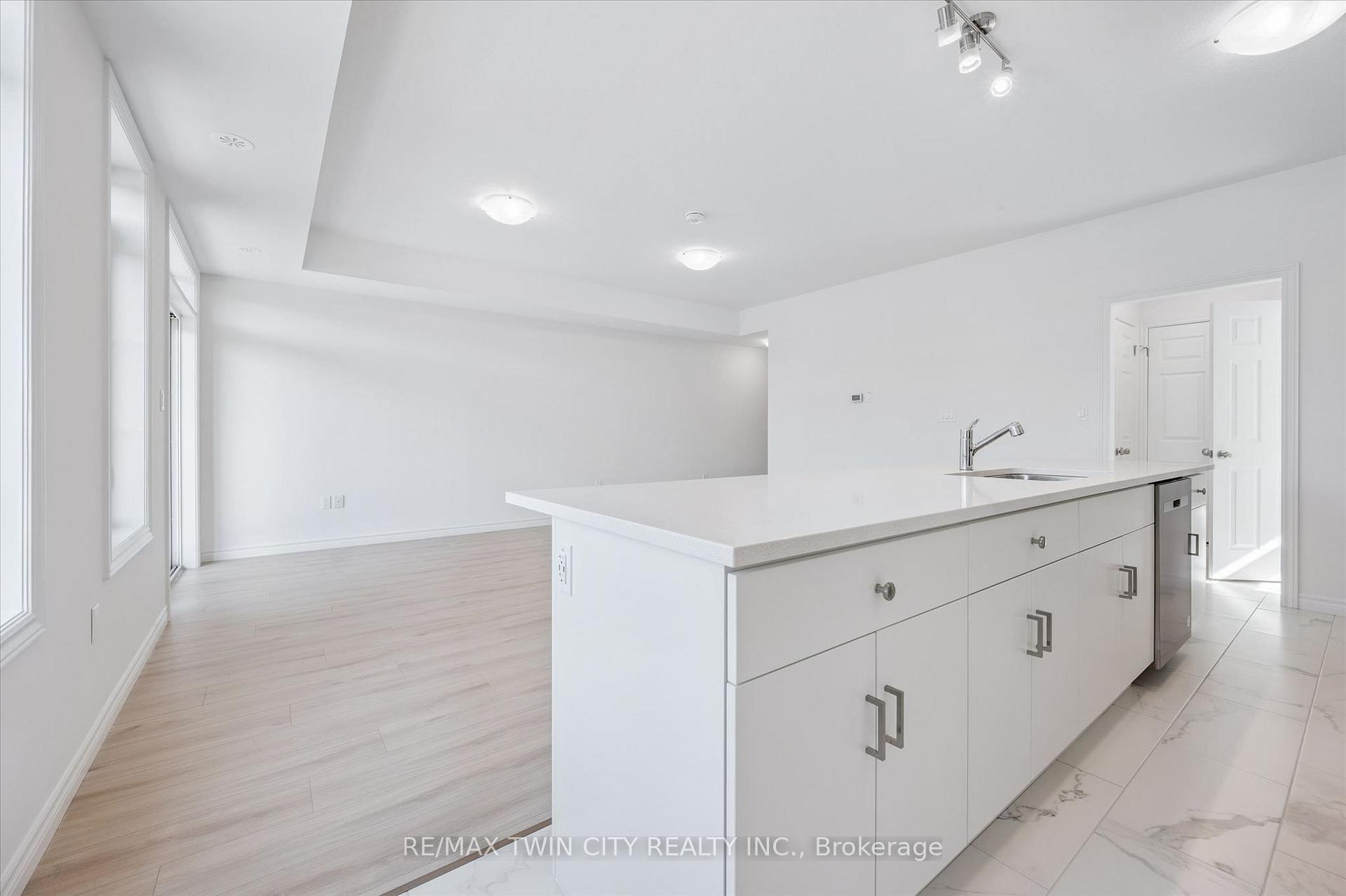 Photo 12 of 43 Lomond Lane, Kitchener, Pioneer Park/Doon/Wyldwoods — HOMEH