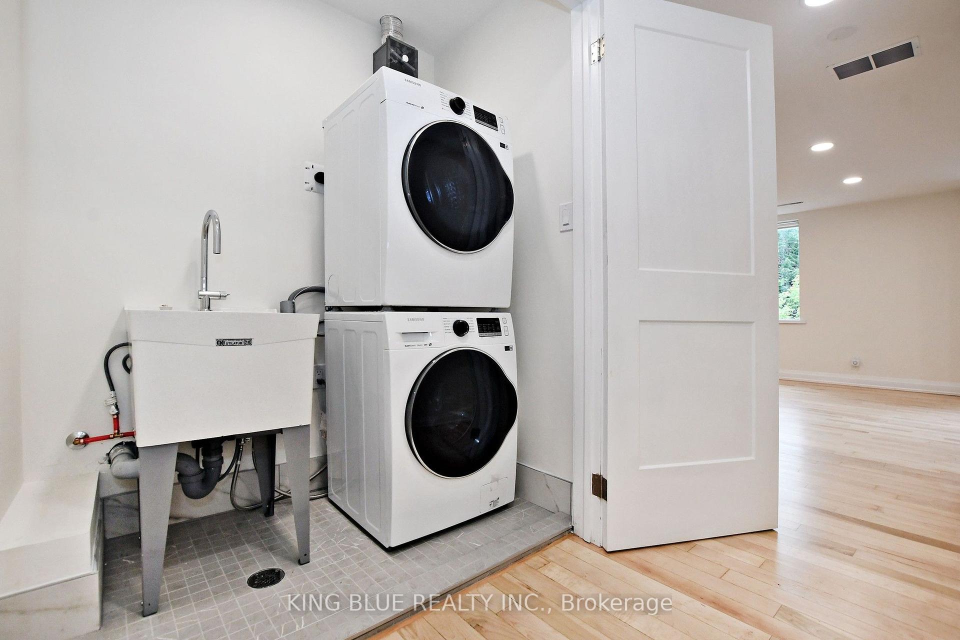 Photo 10 of Unit B, 161 Madison Avenue, Toronto, The Annex — HOMEH