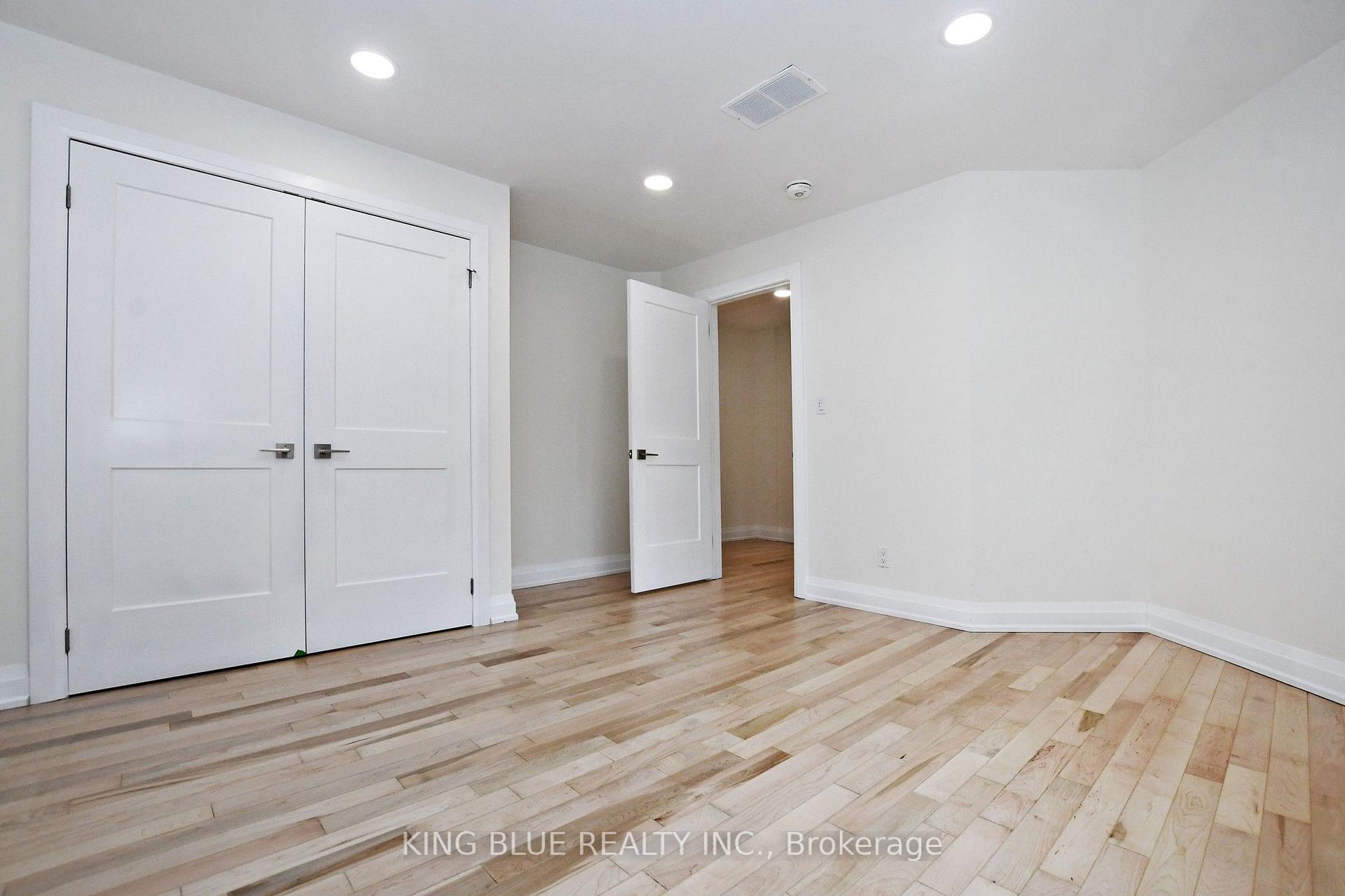 Photo 16 of Unit B, 161 Madison Avenue, Toronto, The Annex — HOMEH