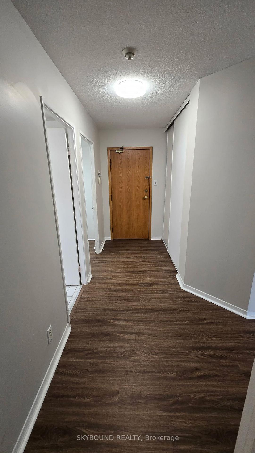 Photo 7 of Unit 402, 195 Wynford Drive, Toronto, Flemingdon Park — HOMEH