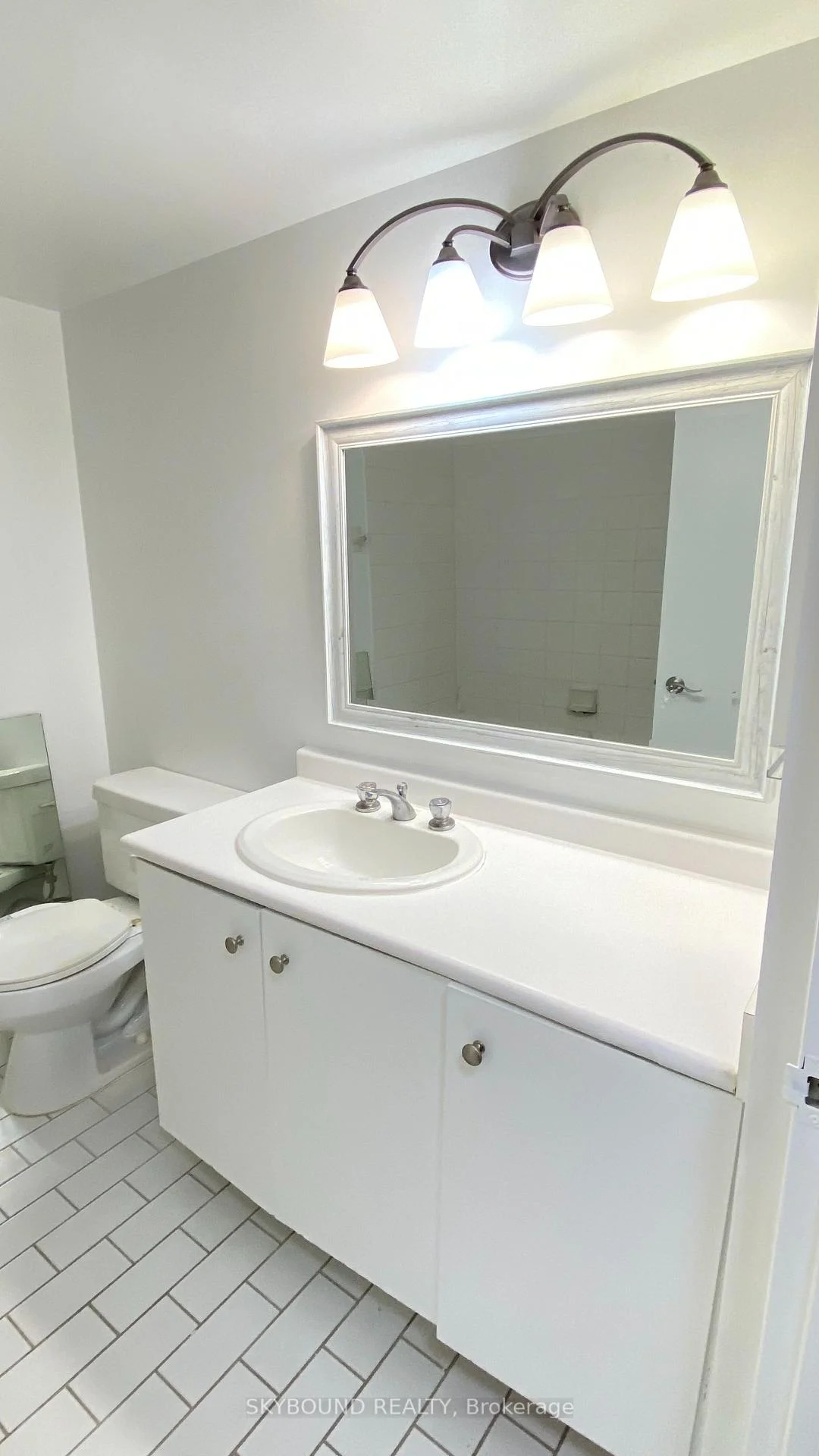 Photo 37 of Unit 402, 195 Wynford Drive, Toronto, Flemingdon Park — HOMEH