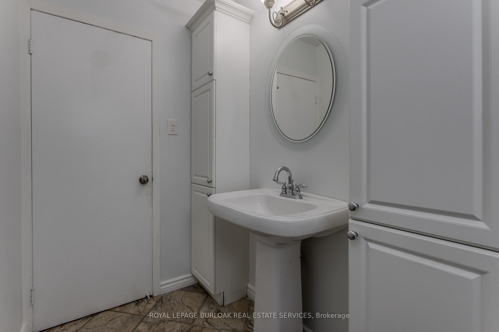 Photo 19 of 307 Dunsmure Road, Hamilton, Crown Point — HOMEH