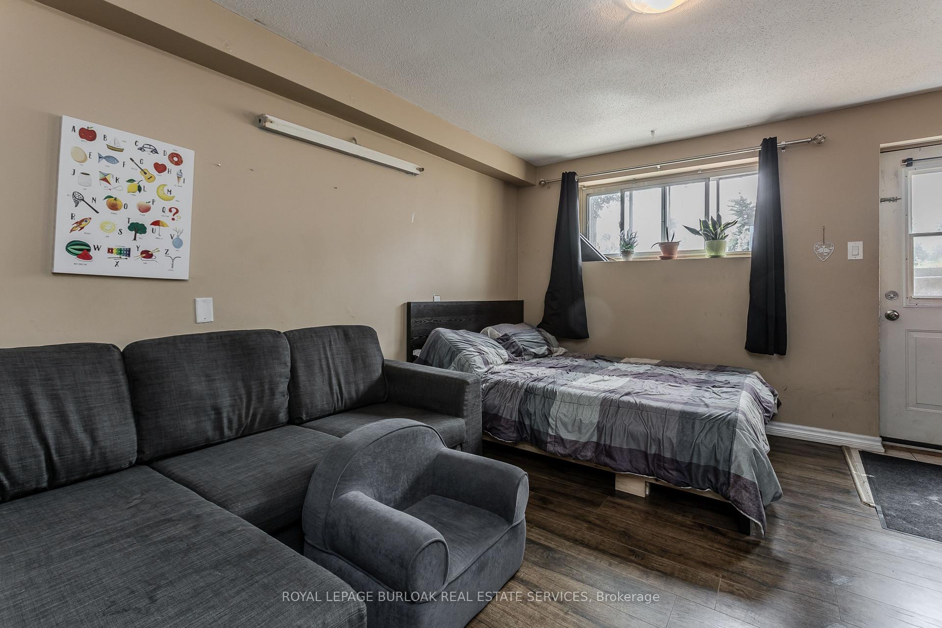 Photo 34 of 307 Dunsmure Road, Hamilton, Crown Point — HOMEH