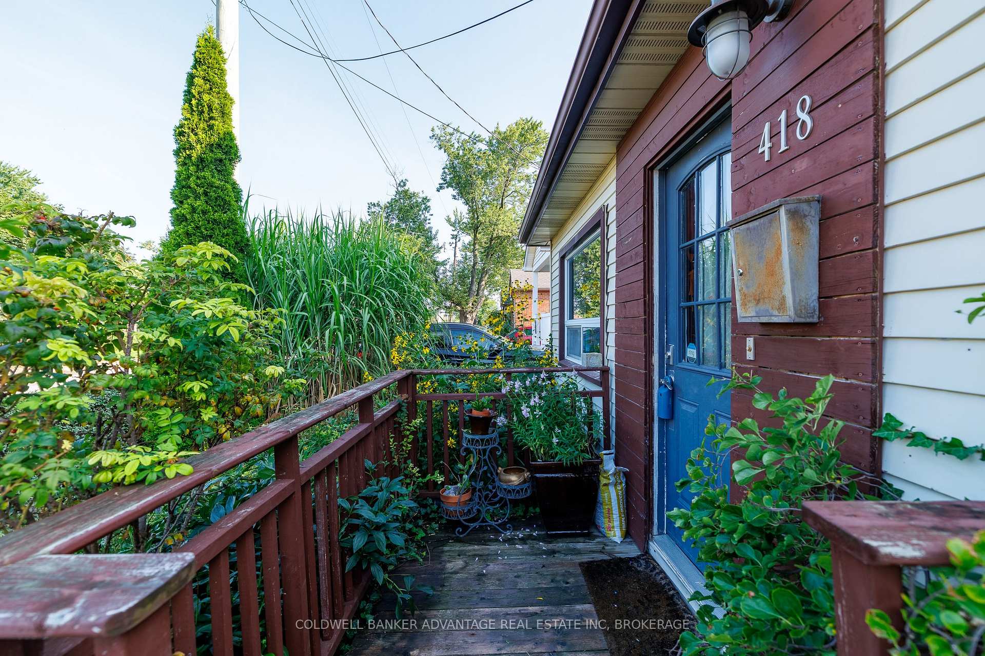 Photo 3 of 418 McAlpine Avenue N, Welland, Welland Downtown — HOMEH