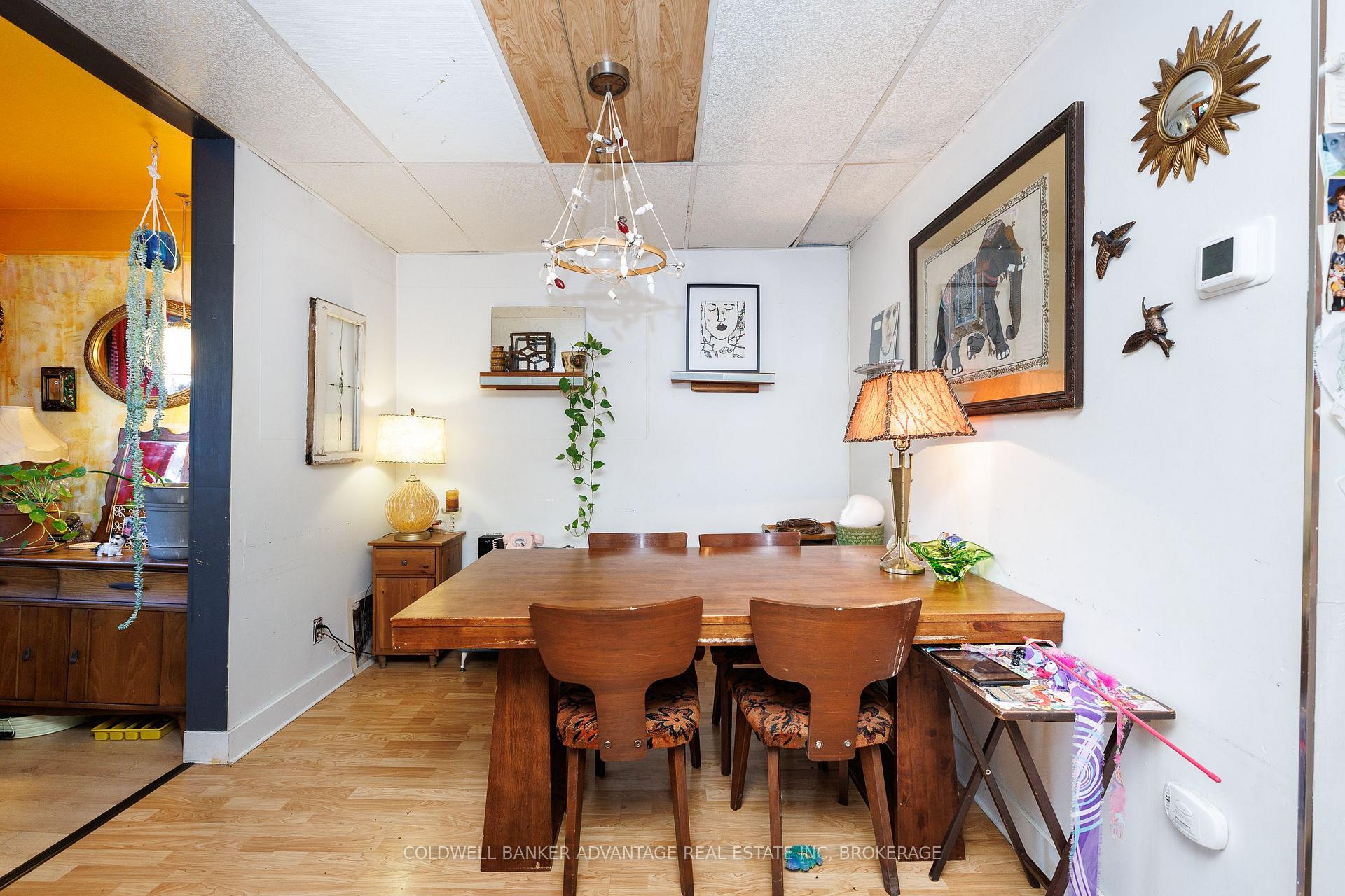 Photo 8 of 418 McAlpine Avenue N, Welland, Welland Downtown — HOMEH